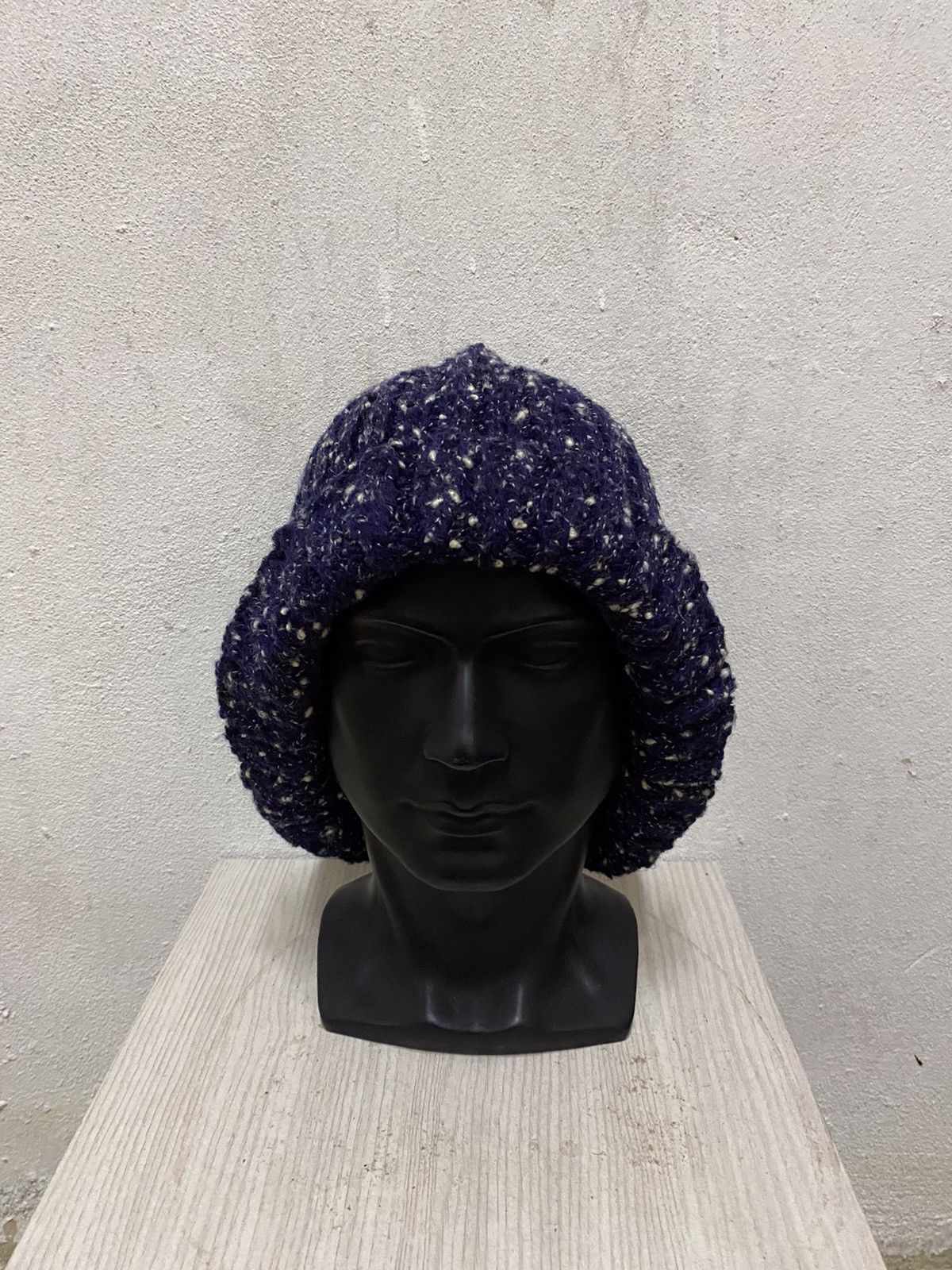 Japanese Brand × Vintage Japanese Brand Rare Design Knit Beanie Hat Size ONE SIZE - 2 Thumbnail