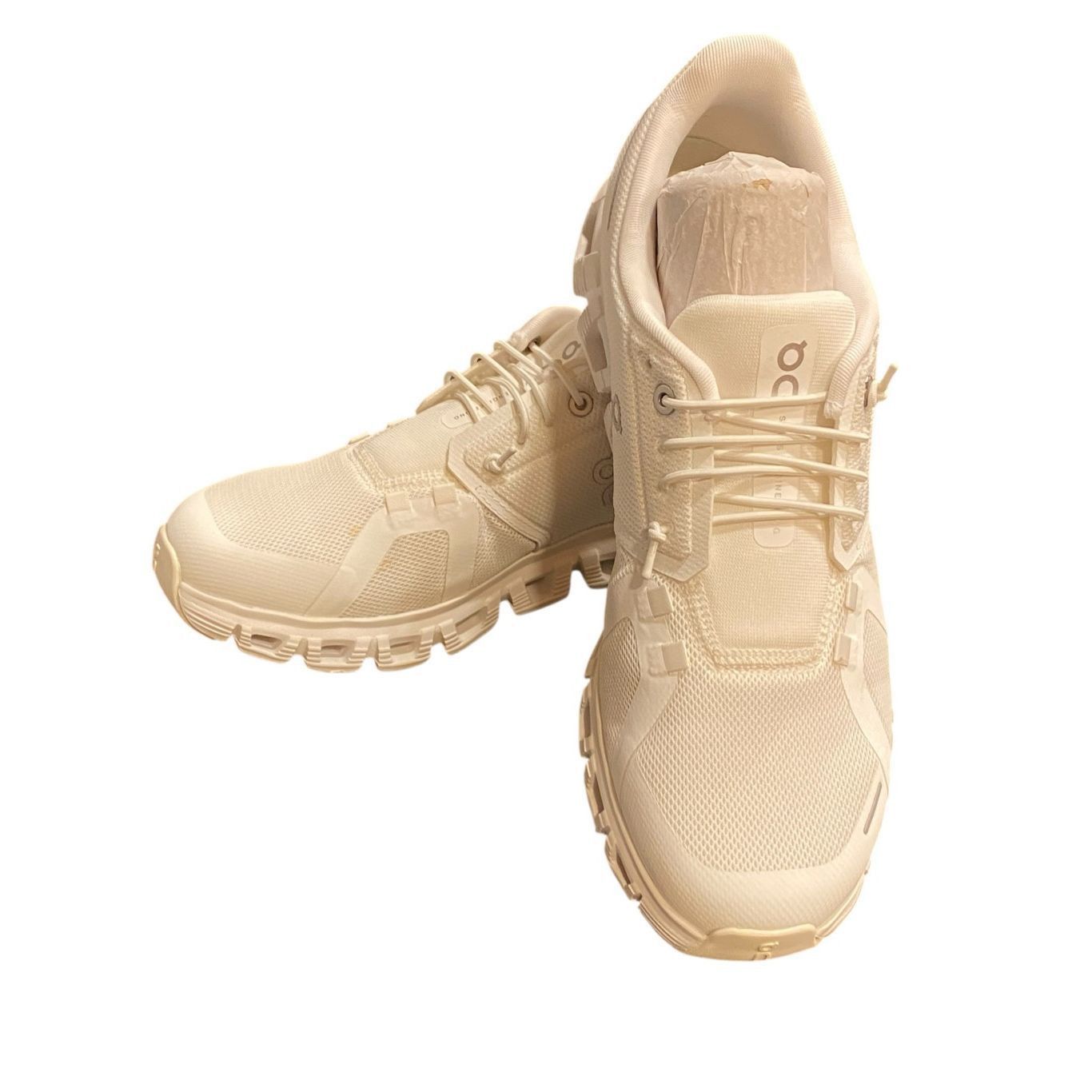 On On Cloud 6 Men’s Sneakers in White Size 8 NIB Small Discolor Size US 8 / EU 41 - 2 Thumbnail