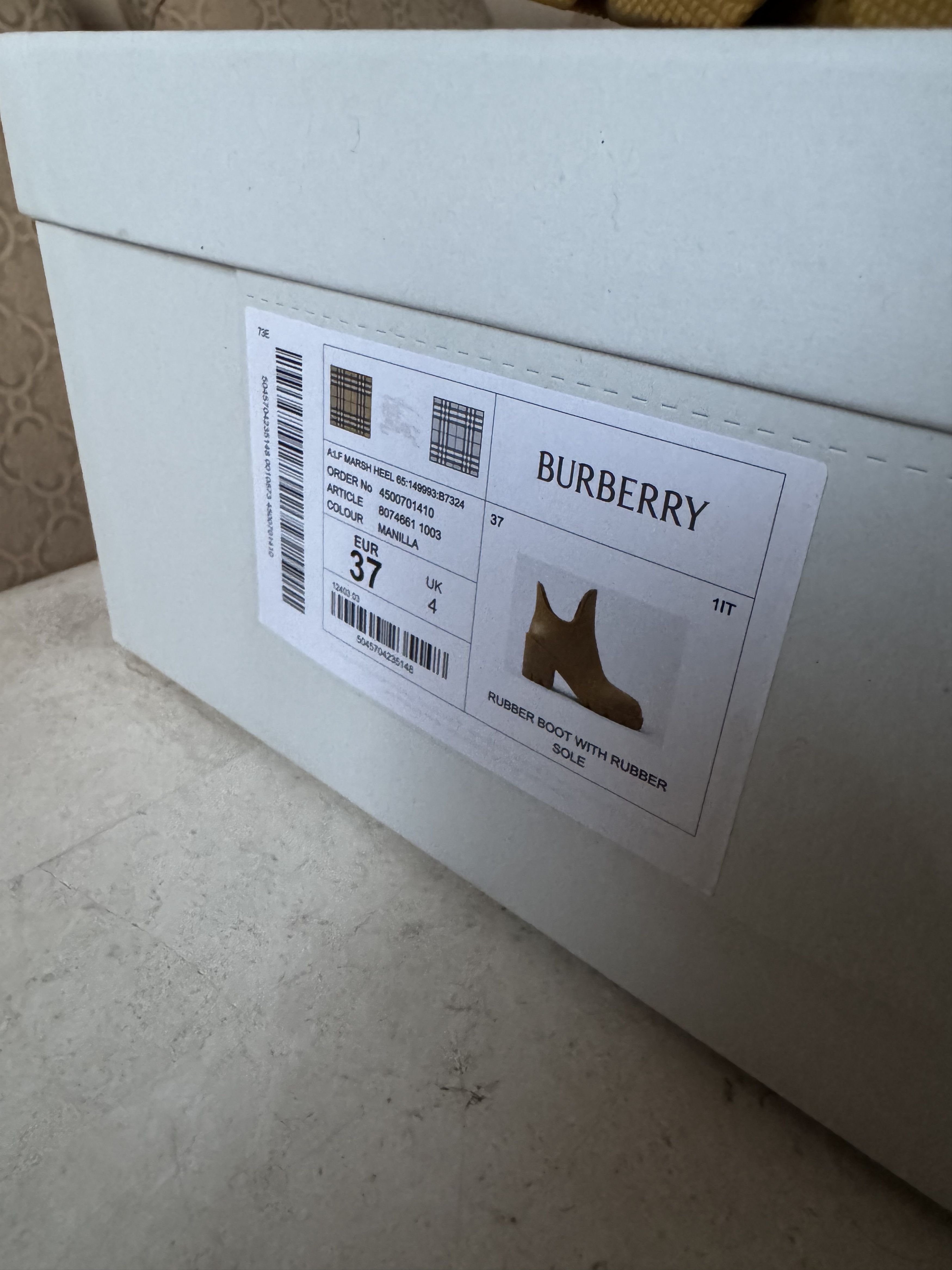 Burberry Burberry Marsh Size US 7 / IT 37 - 8 Thumbnail