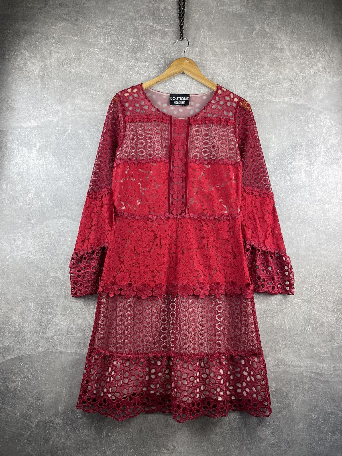 Love Moschino × Moschino Moschino Boutique Knitted Red Flowers Mesh Pullover Dress Size M / US 6-8 / IT 42-44 - 1 Thumbnail