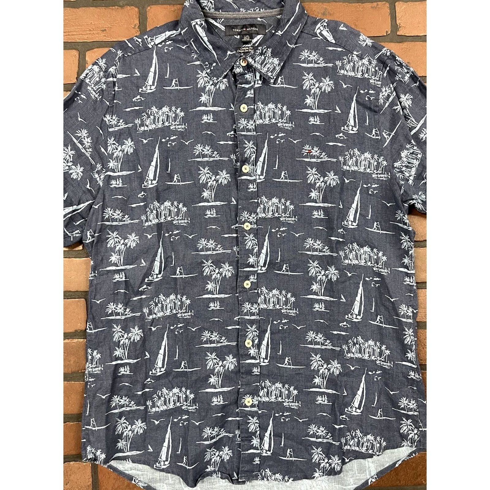 Tommy Hilfiger Tommy Hilfiger Hawaiian Button-Down Short Sleeve Shirt Blue Men’s L Size US L / EU 52-54 / 3 - 2 Thumbnail