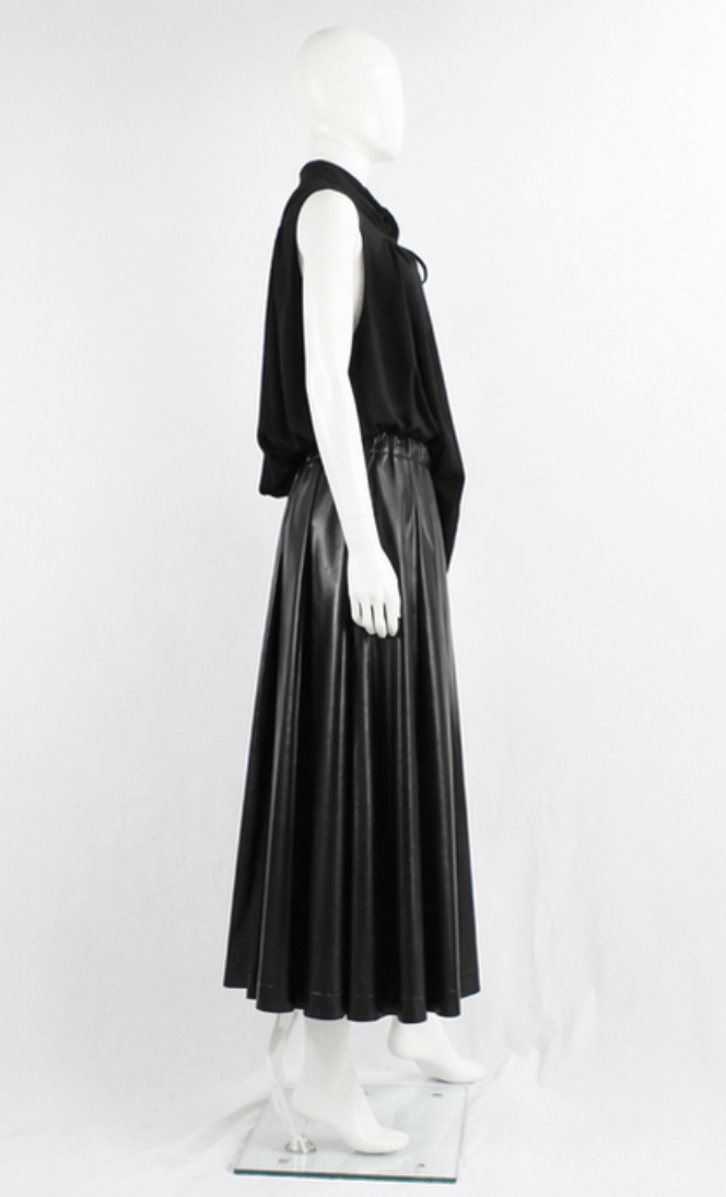 Comme des Garcons Black BLACKCOMME des GARCONS - Leather Pleated Midi Skirts Size 24" / US 00 / IT 34 - 4 Thumbnail