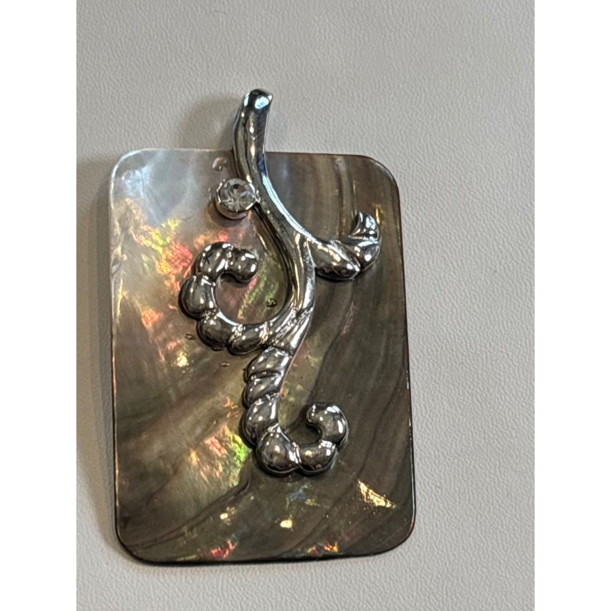 Other Silver Floral Motif Abalone Shell Pendant Size ONE SIZE - 3 Thumbnail