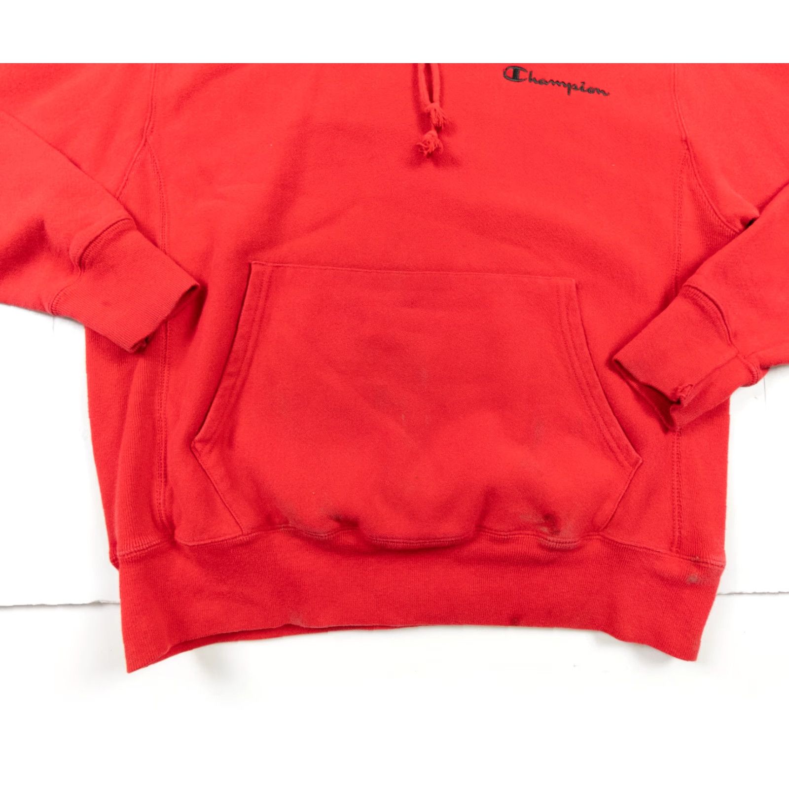 Champion VINTAGE Champion Sweatshirt Adult Medium Red Hoodie Reverse Weave Sweater Pullover FLAWS Size US M / EU 48-50 / 2 - 4 Thumbnail