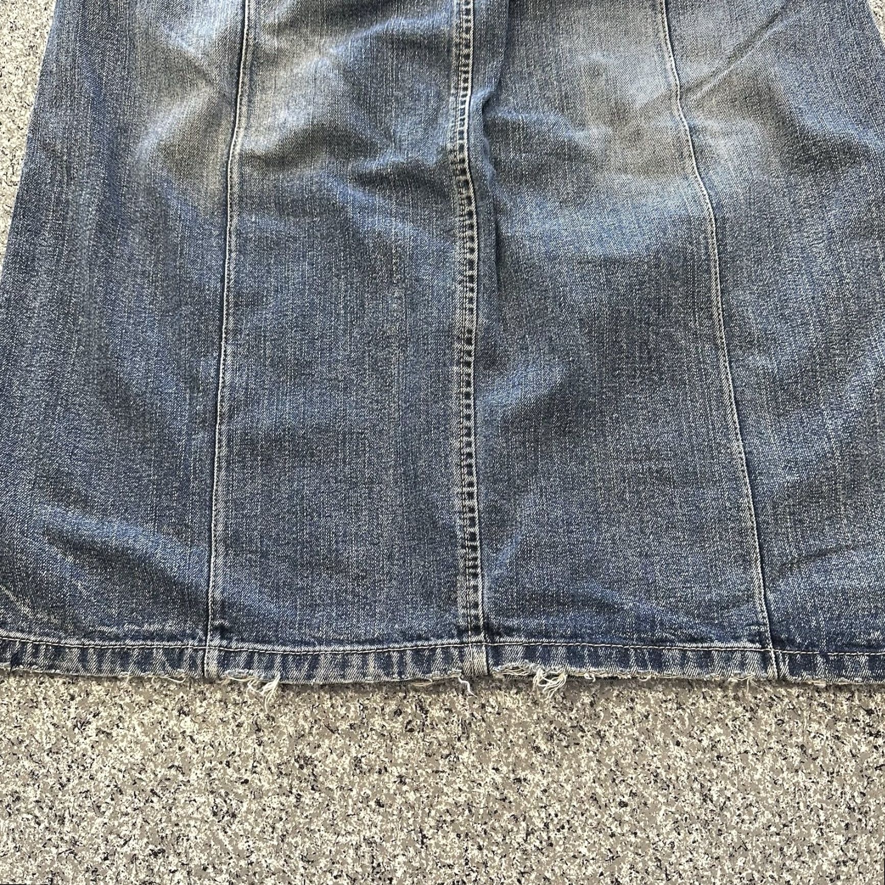 Silver Jeans Co. VINTAGE Silver Jeans Skirt Womens 32 Blue Midi Denim Cotton Solid Zip Casual 90s 2000s Mens Women Girls Size 24" / US 00 / IT 34 - 5 Thumbnail