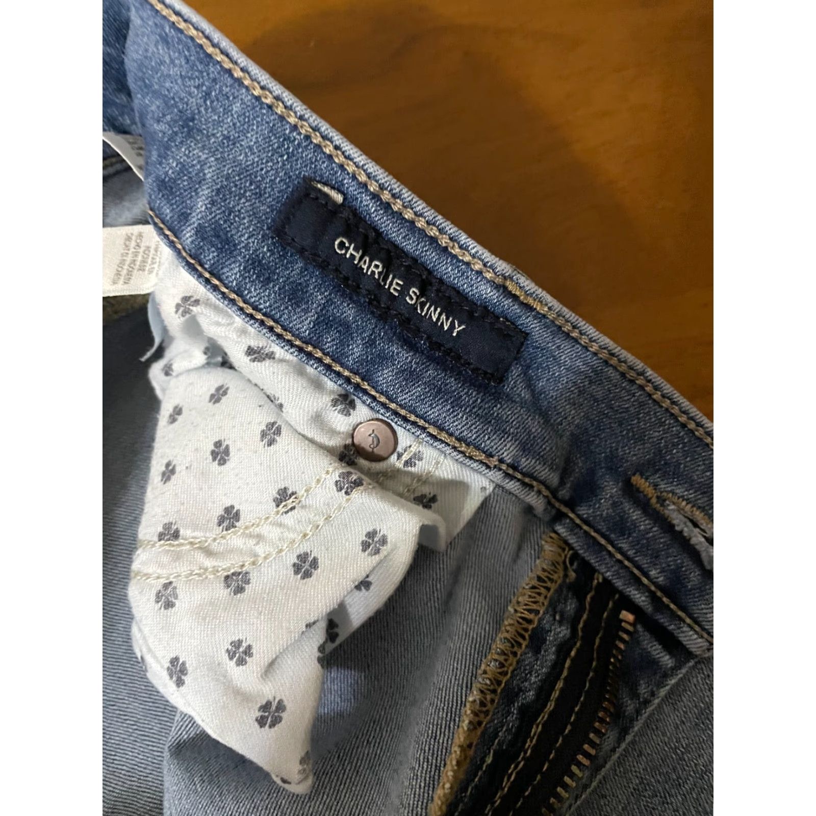 Lucky Brand Lucky Brand Jeans Skinny Women Regular 12 Blue Denim Cotton Blend Zipper Stretch Mid Rise 8.5-10.5 N/A Tag 12/31 Regular VINTAGE No Size 34" / US 12 / IT 48 - 5 Thumbnail