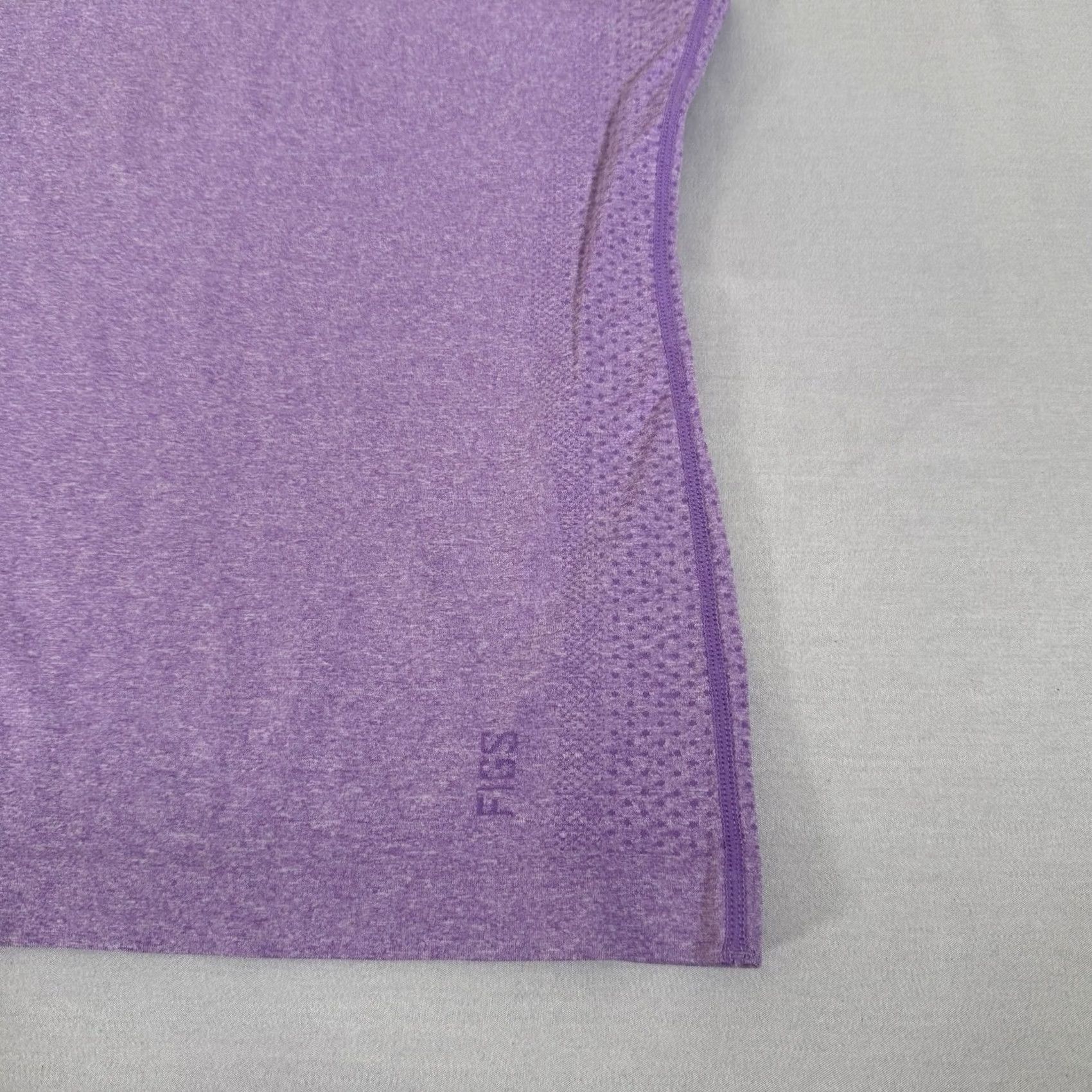 Vintage FIGS Womens Small Purple Seamless Sleeveless Tank Crew Neck Underscrub Shirt Size S / US 4 / IT 40 - 3 Thumbnail