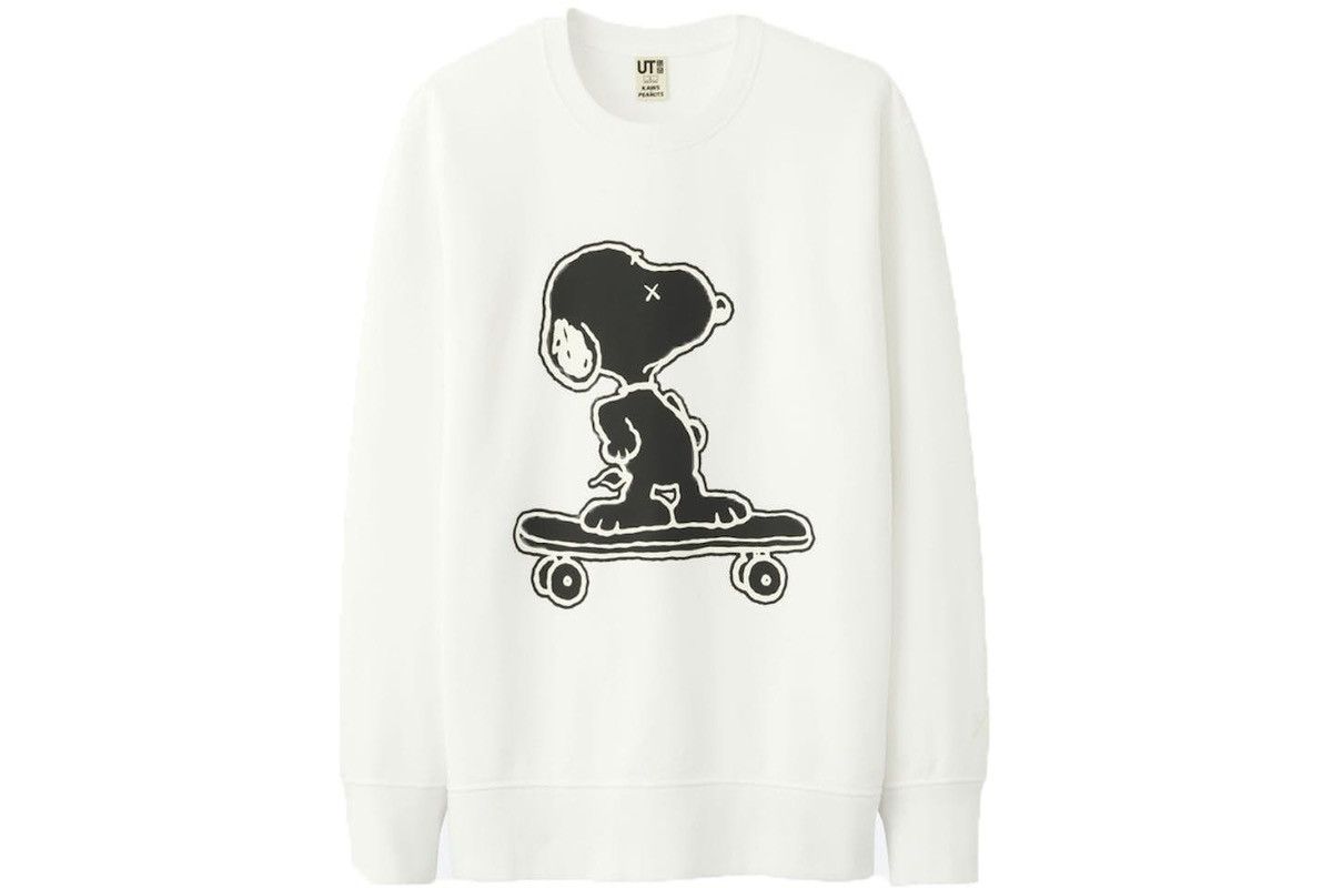 Kaws × Peanuts × Uniqlo Uniqlo UT x KAWS x Peanuts Snoopy Sweatshirt White L Size US L / EU 52-54 / 3 - 1 Thumbnail