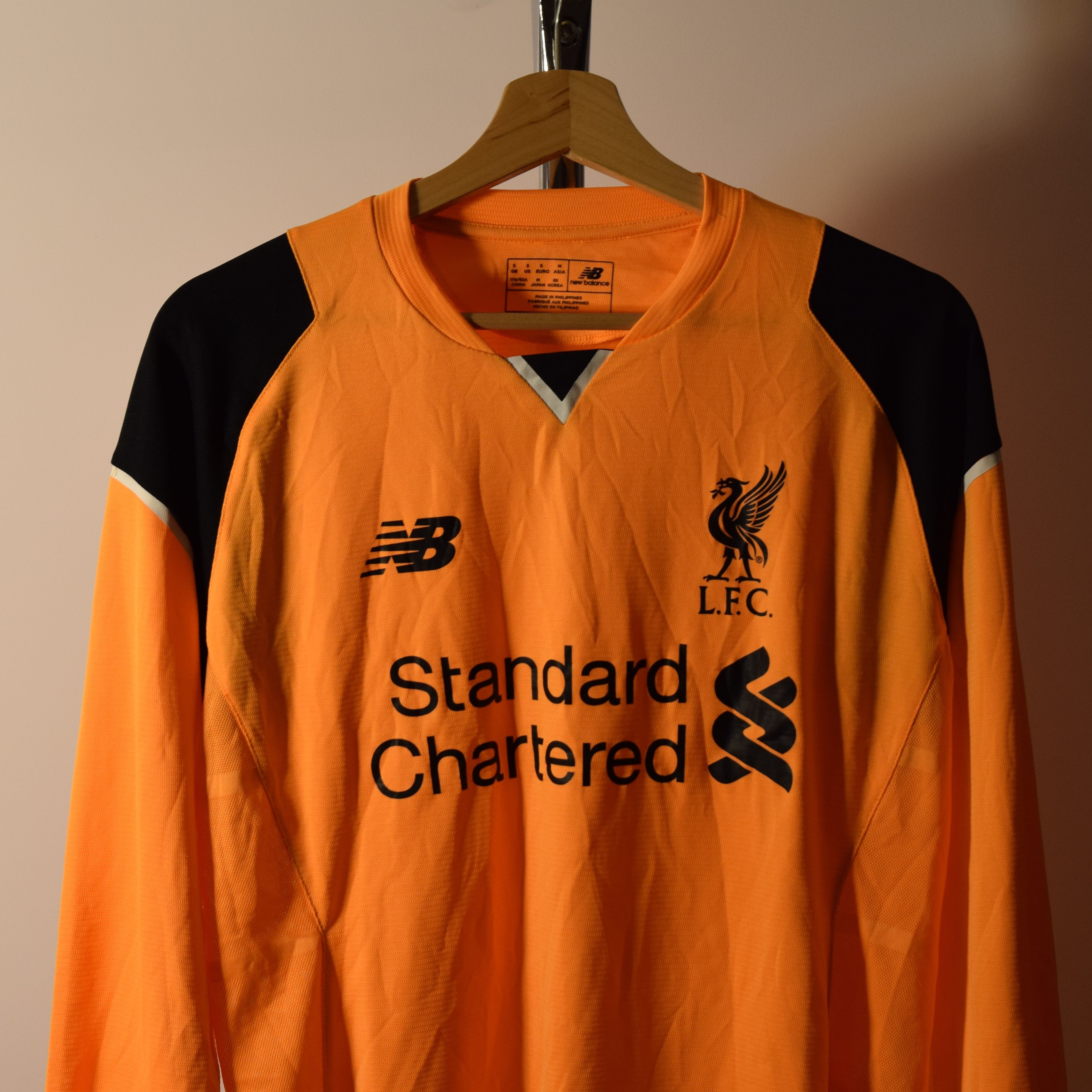 New Balance New Balance Liverpool 17/18 3rd Soccer Long Sleeve S/M Size US S / EU 44-46 / 1 - 3 Thumbnail