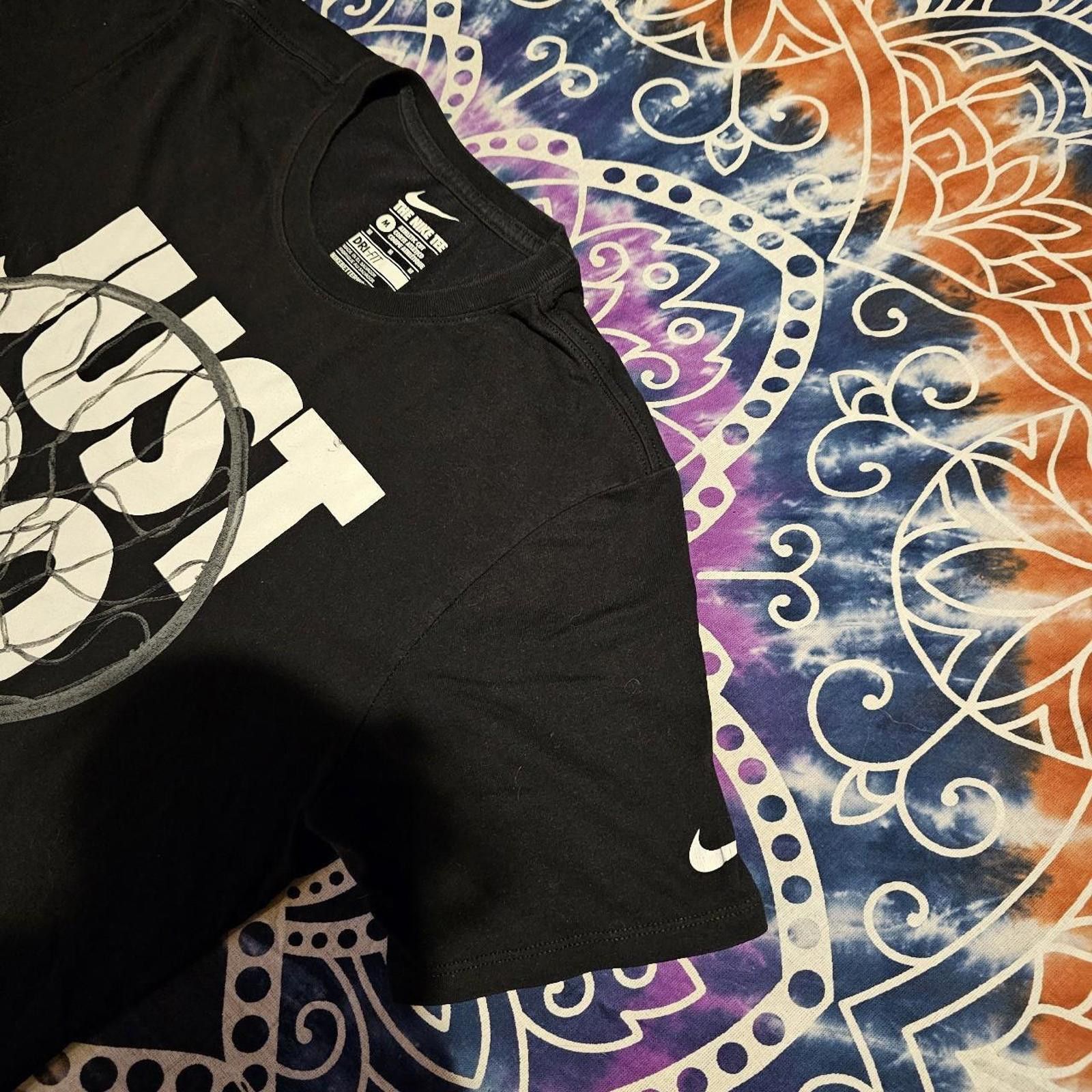 Nike Nike Men's Black and White T-shirt Size US M / EU 48-50 / 2 - 4 Thumbnail