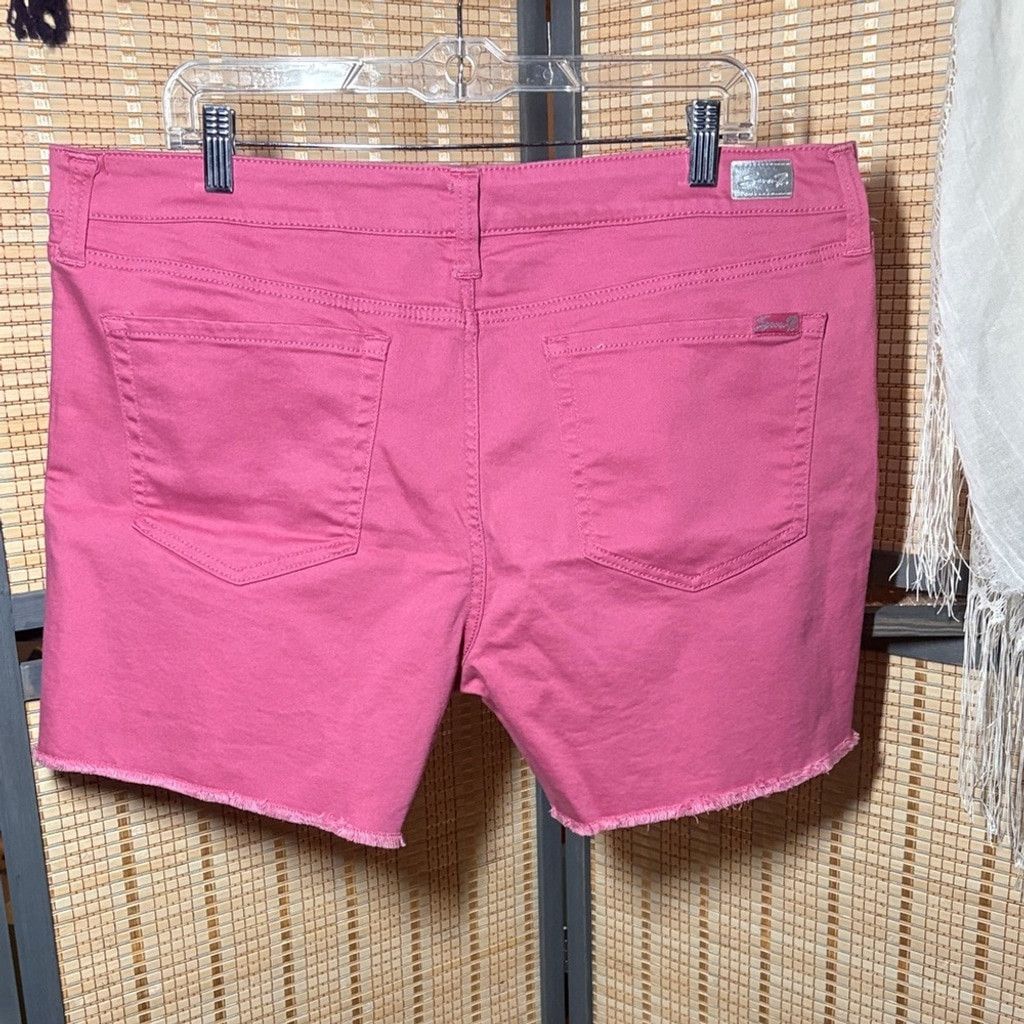 Seven 7 Seven7 Women's Pink Weekend Shorts w/ Frayed Hem Size 38" / US 16 / IT 52 - 4 Thumbnail