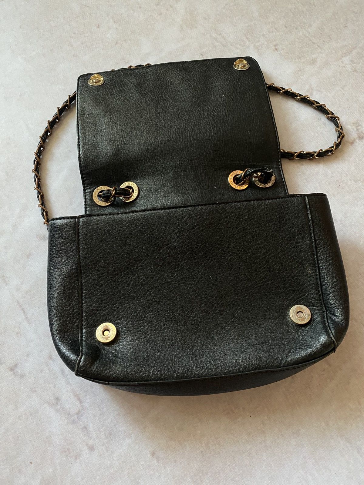 Versace × Versace Jeans Couture Versace Jeans Vintage Leather Shoulder Bag Luxury style Size ONE SIZE - 3 Thumbnail