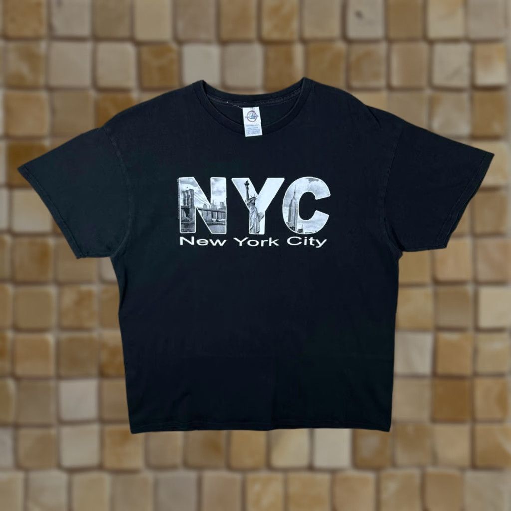 Delta Delta NYC Souvenir Graphic Black T-Shirt XL L Men Vintage 00s NYC Size US L / EU 52-54 / 3 - 1 Thumbnail