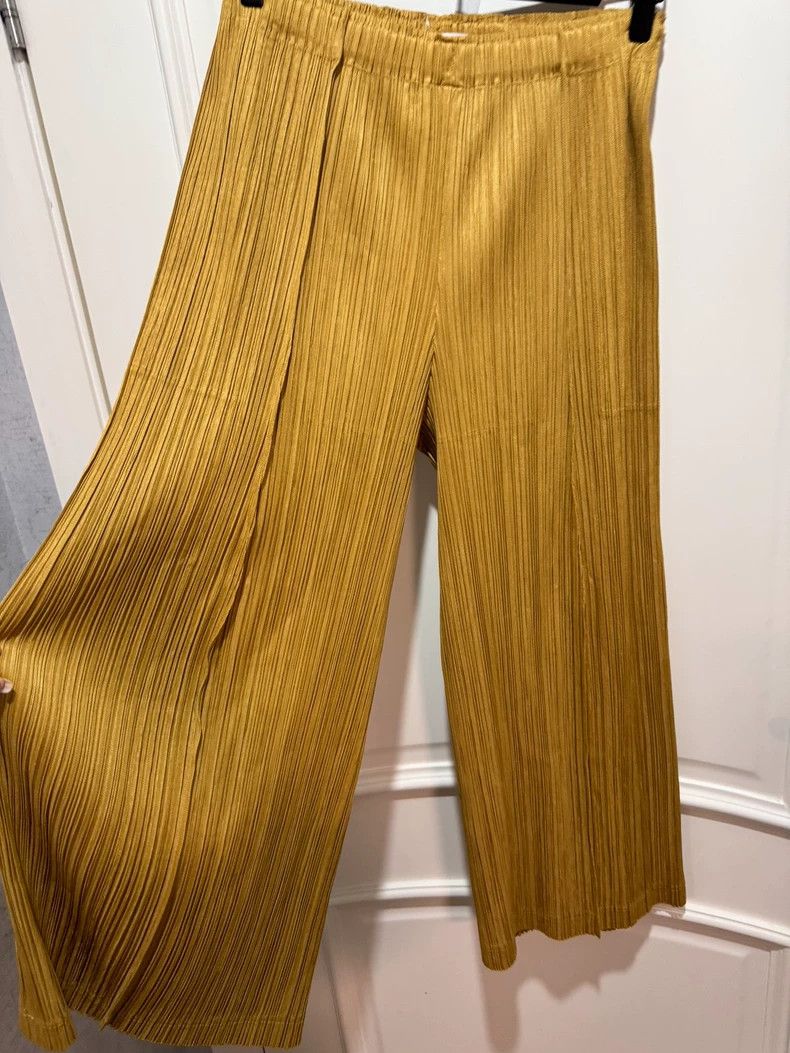Issey Miyake issey miyake Ginger yellow wide-leg pants 2505-Nextarrow Size US 26 / EU 42 - 2 Thumbnail
