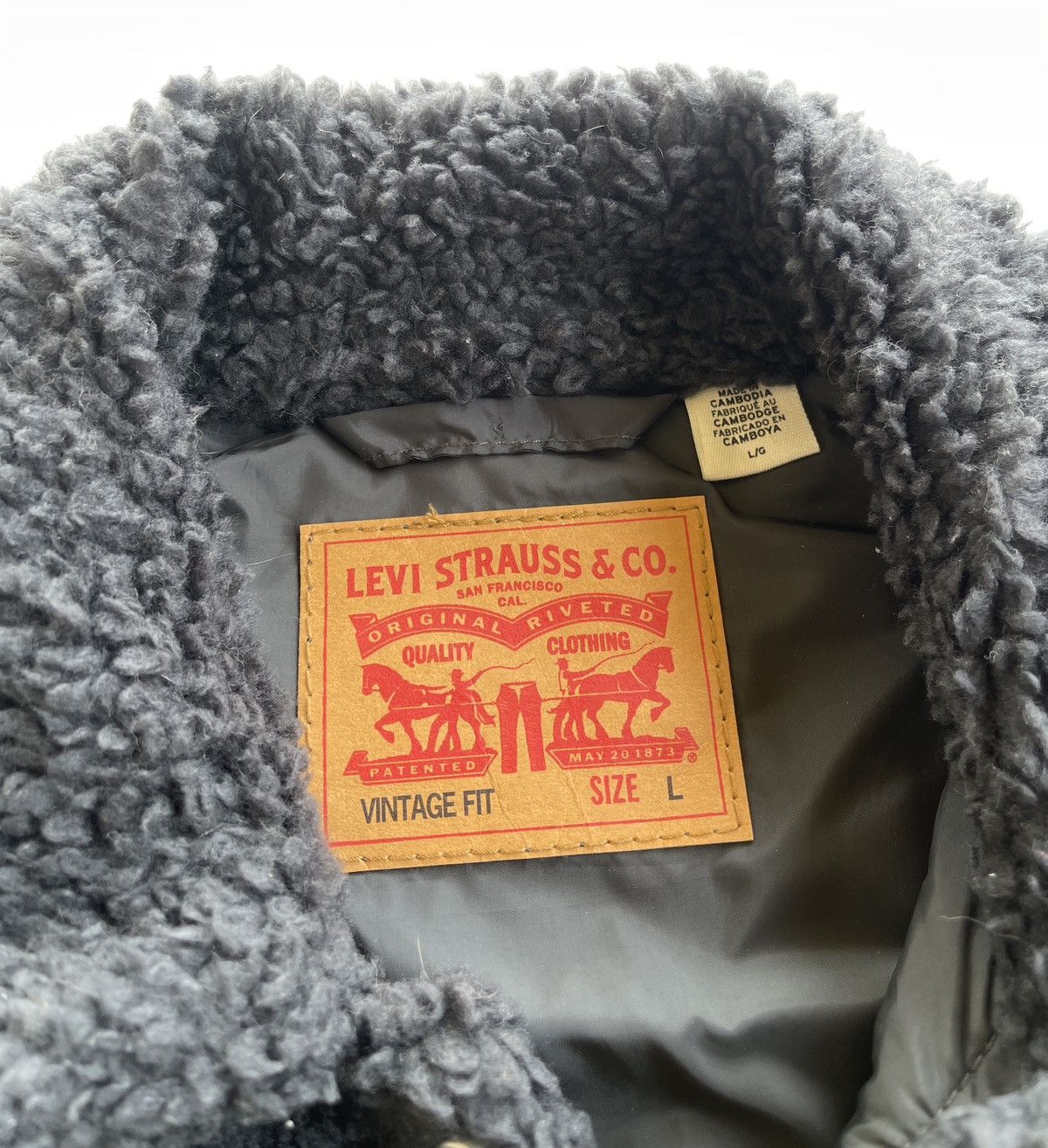 Levi's Vintage Clothing Mens Cozy Sherpa Fleece Trucker Jacket Size US L / EU 52-54 / 3 - 10 Thumbnail
