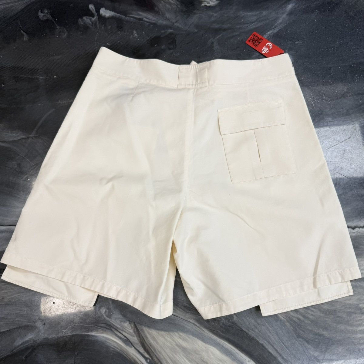 Dior Dior Bermuda Shorts Tan Size US 36 / EU 52 - 3 Thumbnail