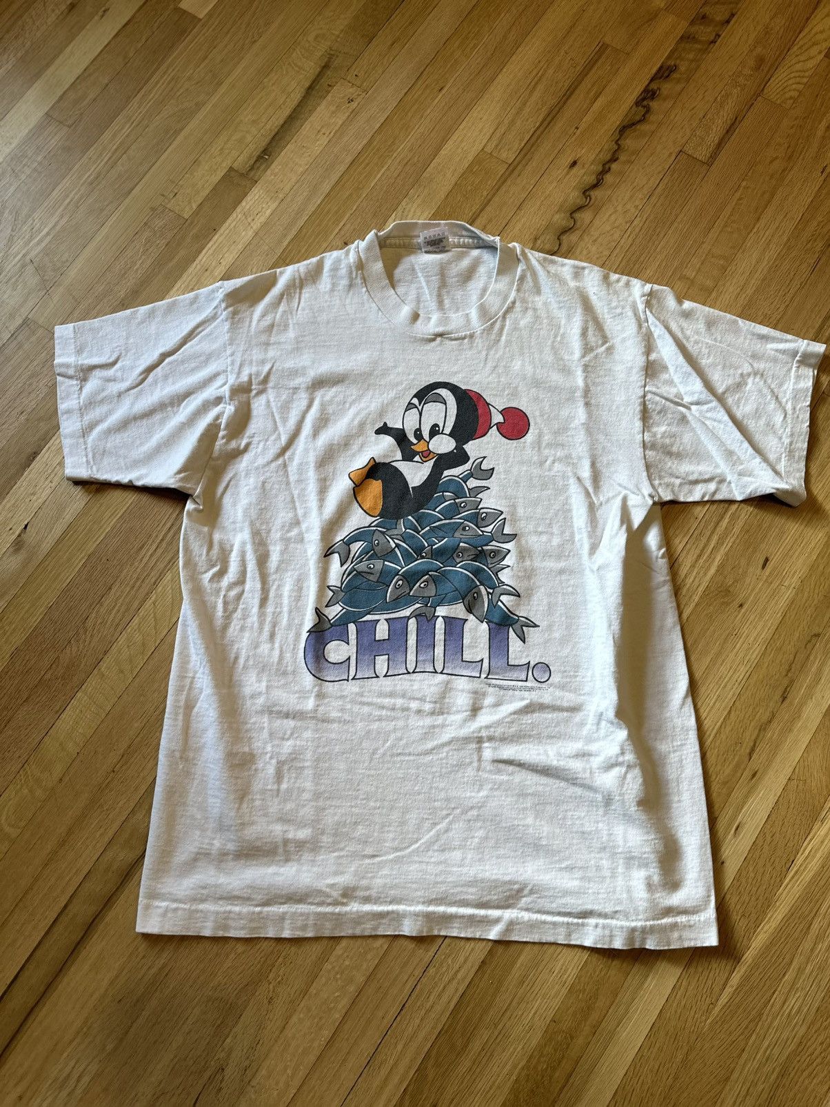 Fruit Of The Loom × Vintage Vintage Penguin Chill T shirt Size US L / EU 52-54 / 3 - 1 Thumbnail
