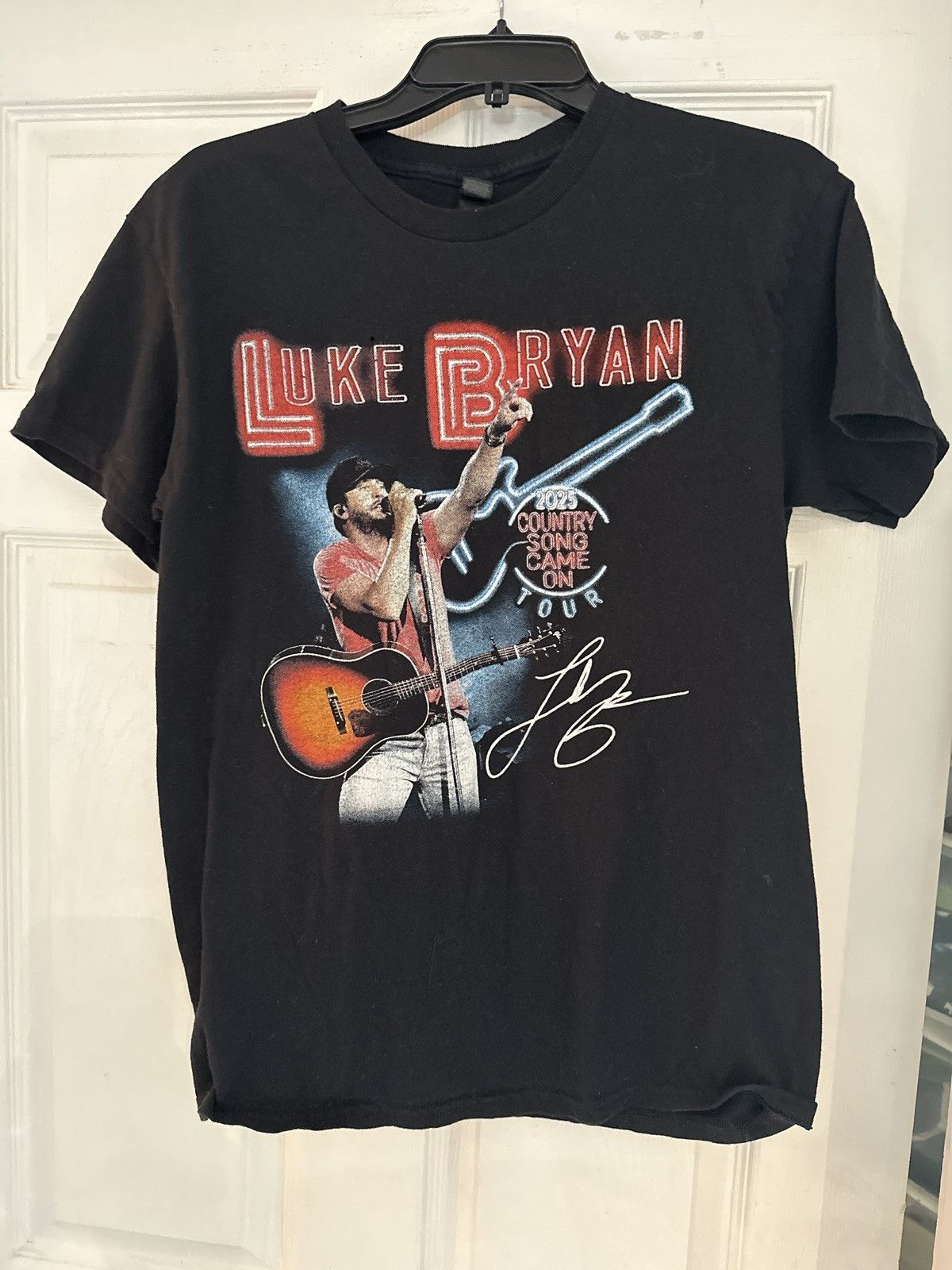 Gildan Luke Bryan 2025 country song game on tour two sided Size US M / EU 48-50 / 2 - 1 Thumbnail
