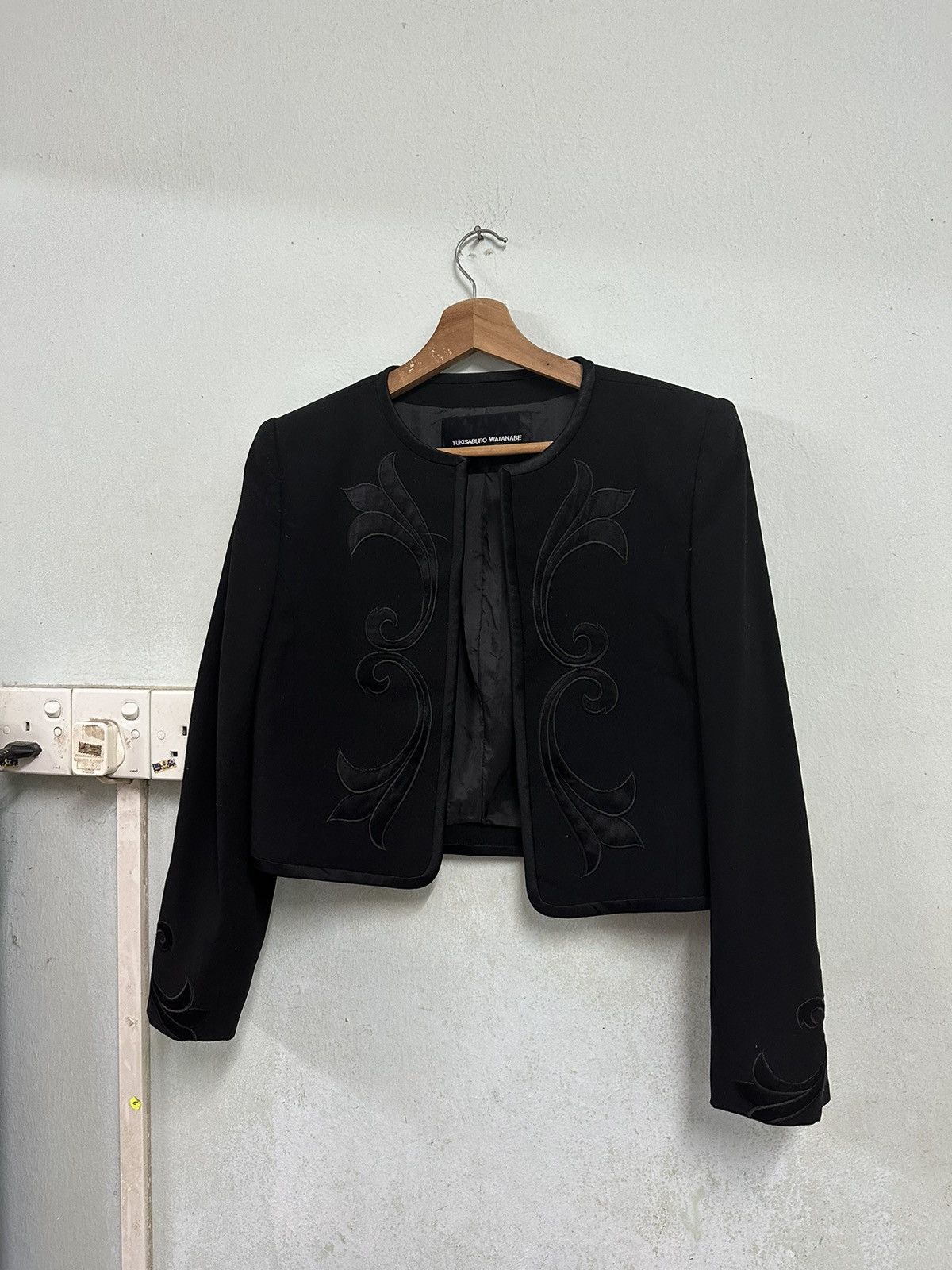 Image of Yukisaburo Watanabe Floral Design Outerwear Jacket(Woman) in Black, Men's (Size XS)