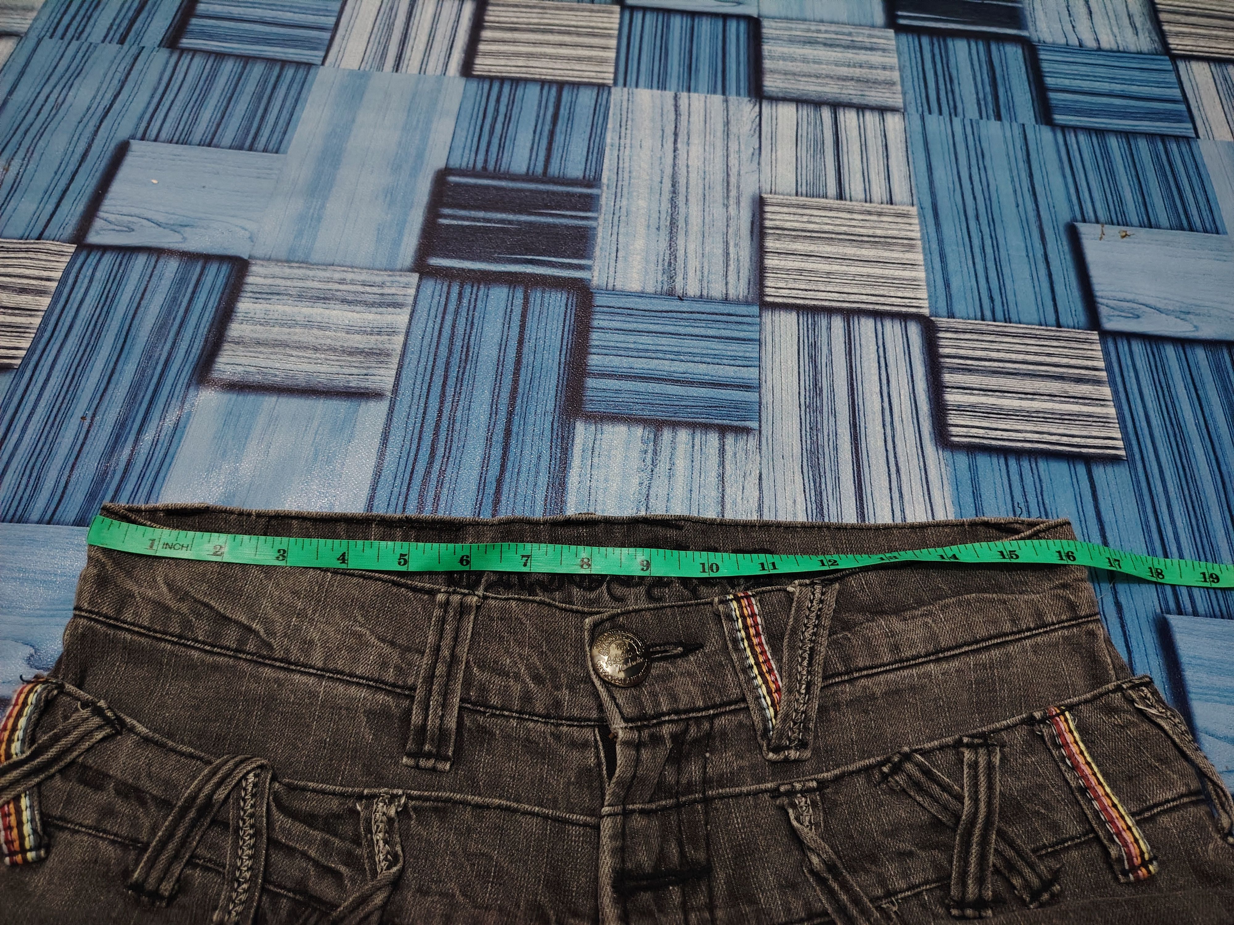 Who Decides War Vtg Japan Assured Joy Double Waist jeans Distressed Jeans Size US 32 / EU 48 - 23 Thumbnail