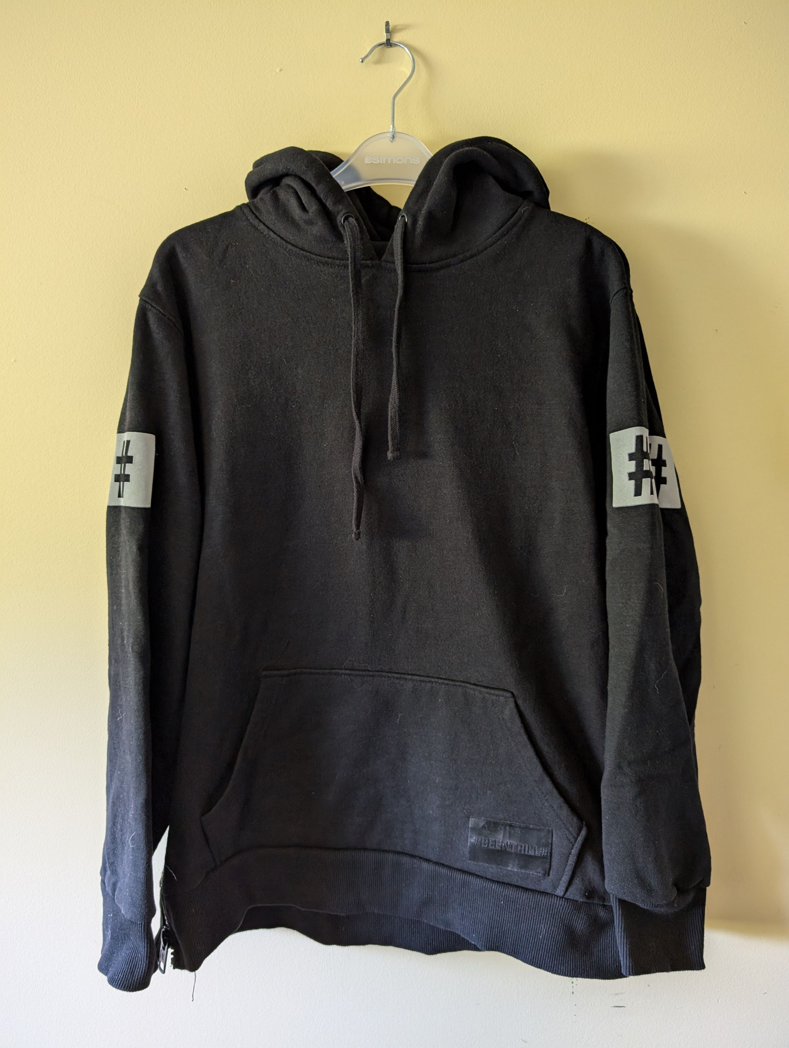BEENTRILL■Drippy hood ■送料込 Amazon.com : YETTASBIN Cute Honey Bee 3 Round Ring Binders