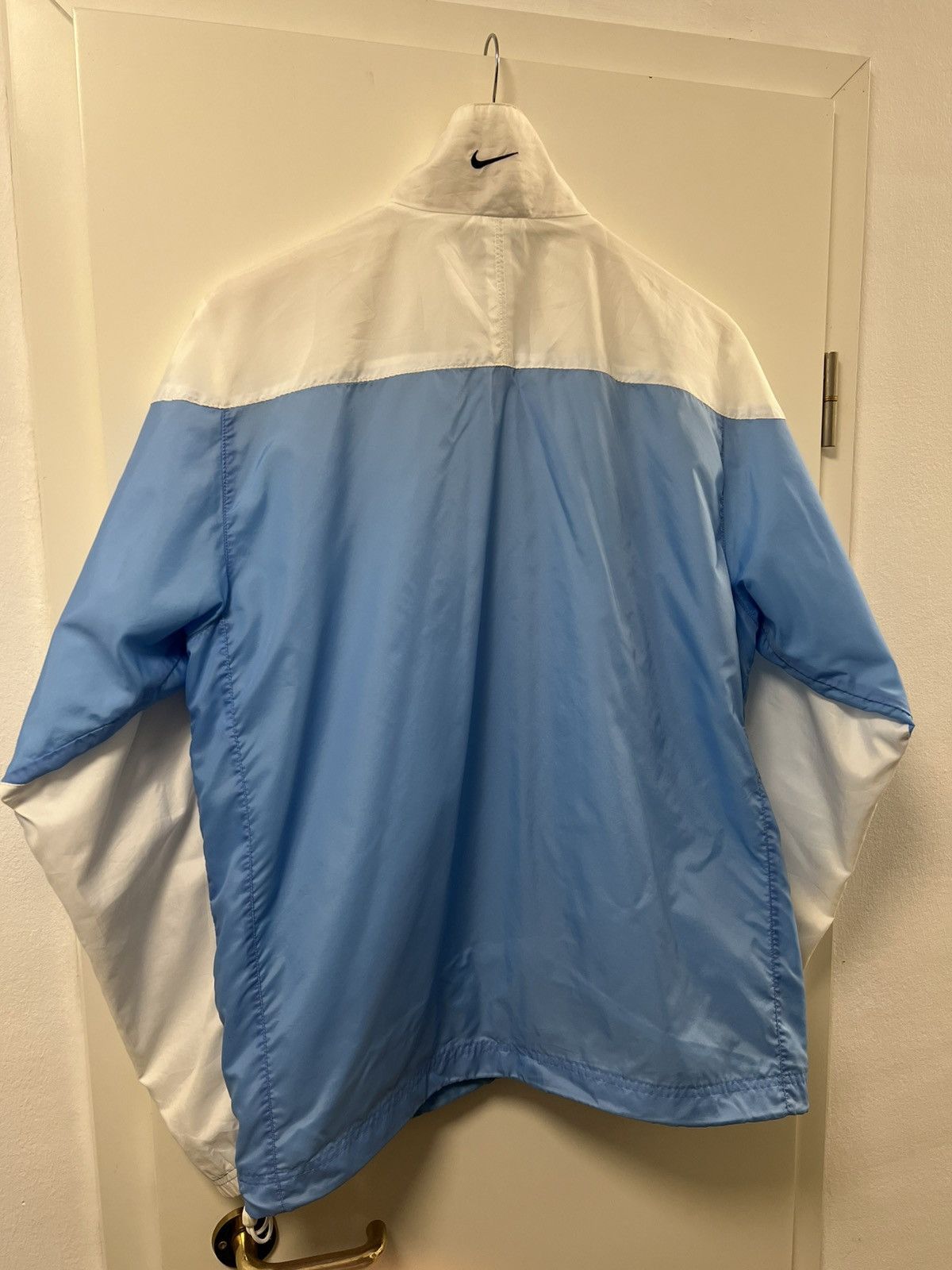 Nike Vintage 1990s Nike Windbreaker Jacket White & Light Blue Size US M / EU 48-50 / 2 - 3 Thumbnail