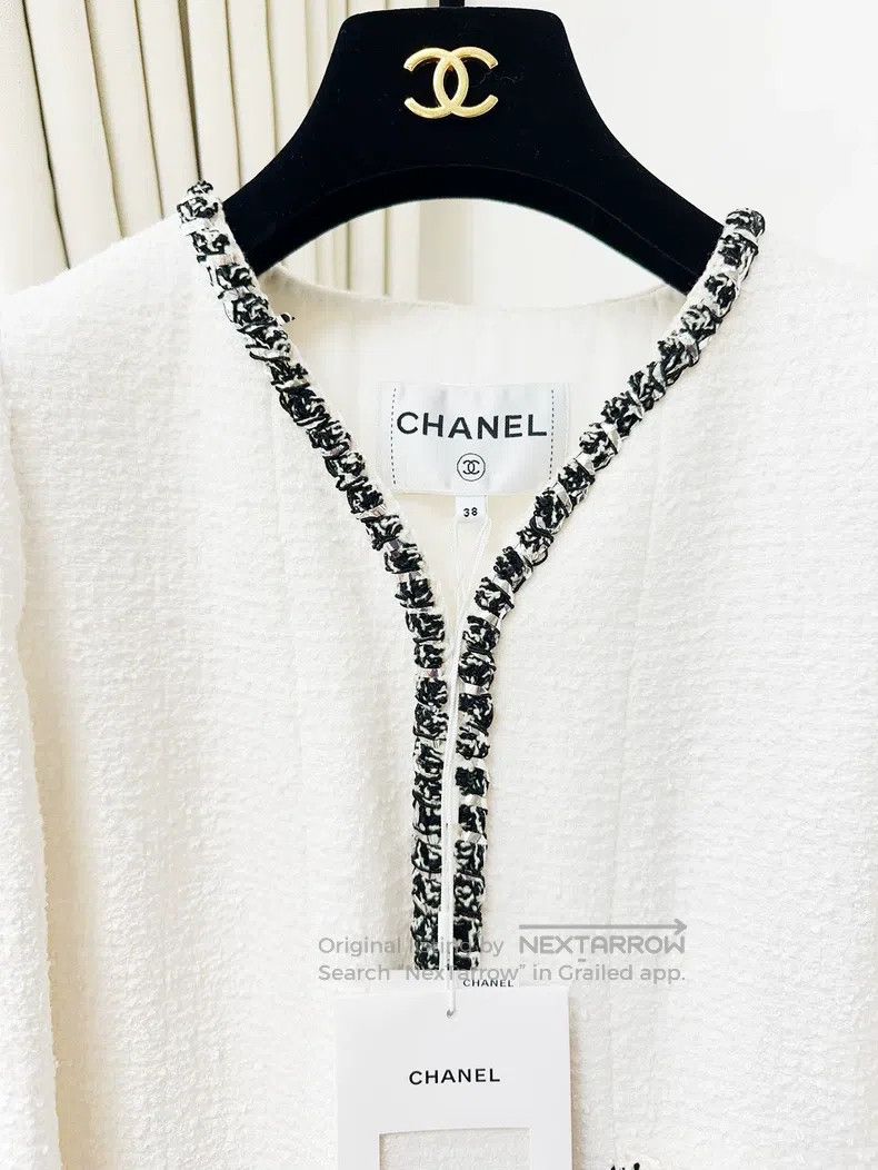 Chanel Chanel 22P spring and summer preview white black-edged lon Size XS / US 0-2 / IT 36-38 - 3 Thumbnail