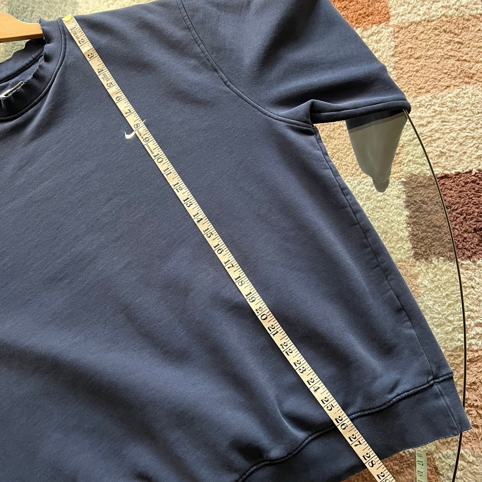 Nike 00s Y2K Nike Mini Swoosh Sweatshirt | Thrashed Navy | L Size US L / EU 52-54 / 3 - 13 Thumbnail