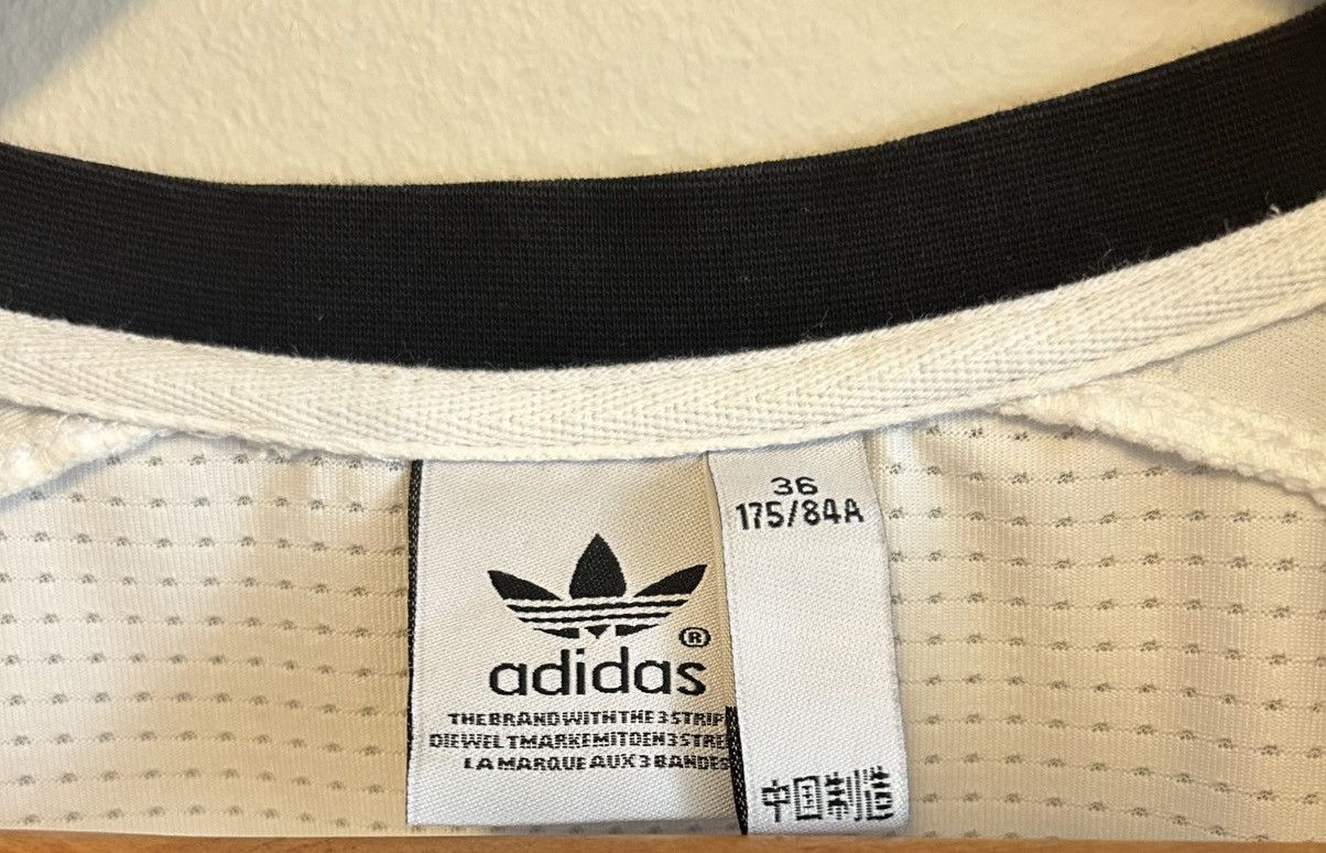 Adidas Vintage Adidas Originals Sports Gear Mens Shirt Mesh Jersey Size US XL / EU 56 / 4 - 7 Thumbnail