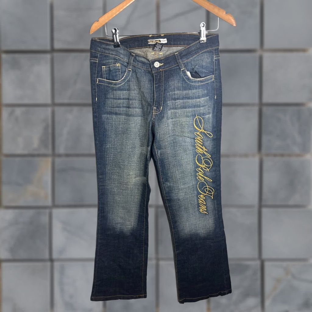 Southpole Southpole Jeans Womens Size 11 Denim Low Rise Flare Stretch 90s Logo Hip Hop Baggy Blue Reach for Jeans 3694 Size 32" / US 10 / IT 46 - 1 Thumbnail