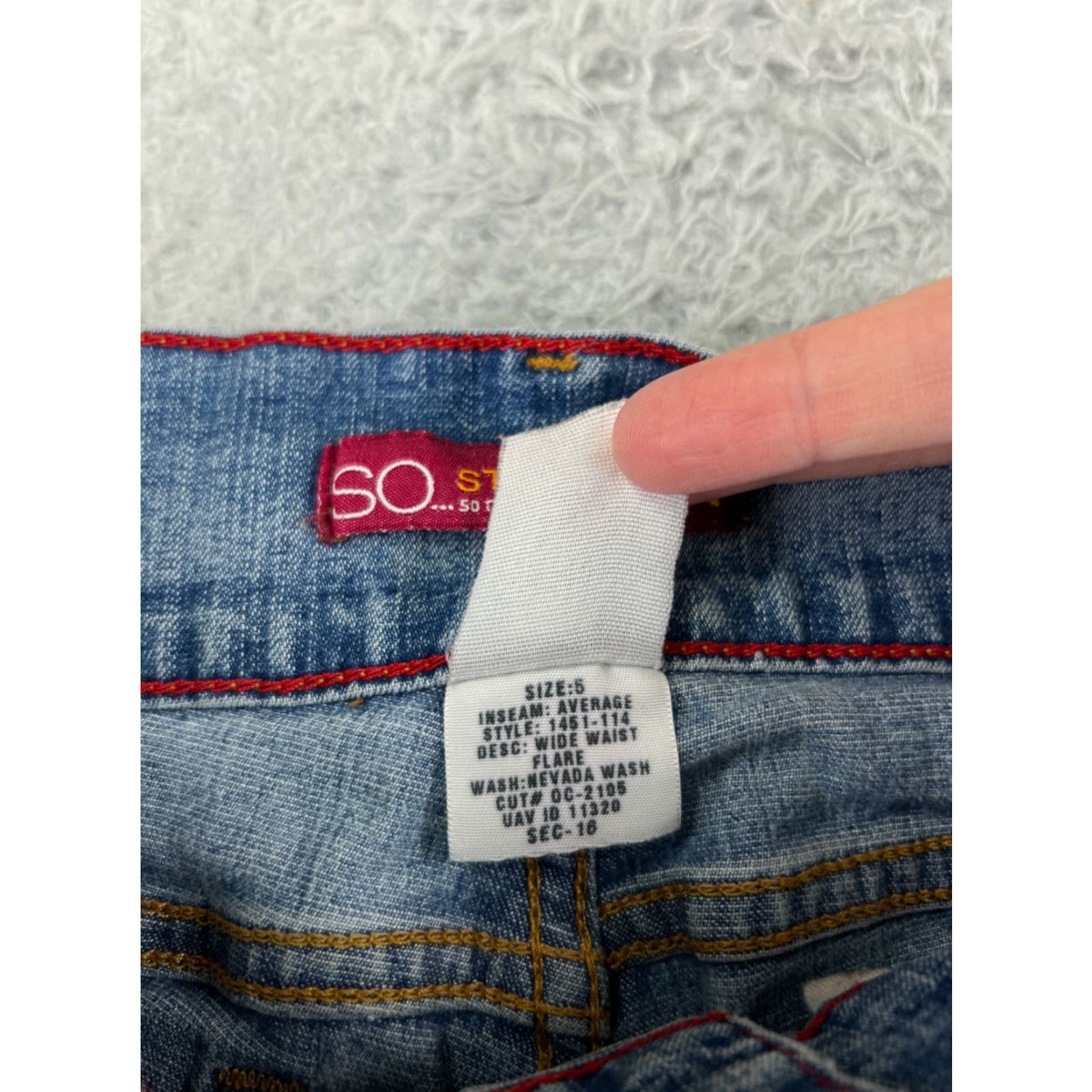 Vintage SO Jeans Women 5 Blue Denim Flared Low Rise Light Wash Cotton Blend Size 27" / US 4 / IT 40 - 4 Thumbnail