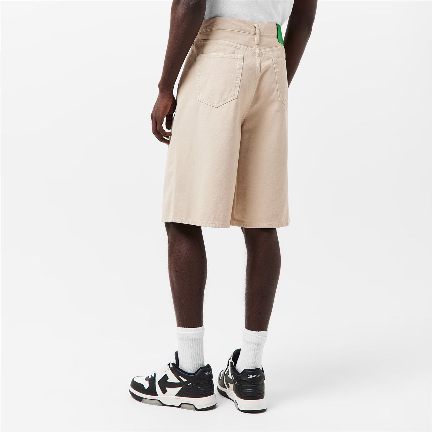 Off-White o1g2r1mq0326 Utility Shorts in Neutral Size US 30 / EU 46 - 3 Thumbnail
