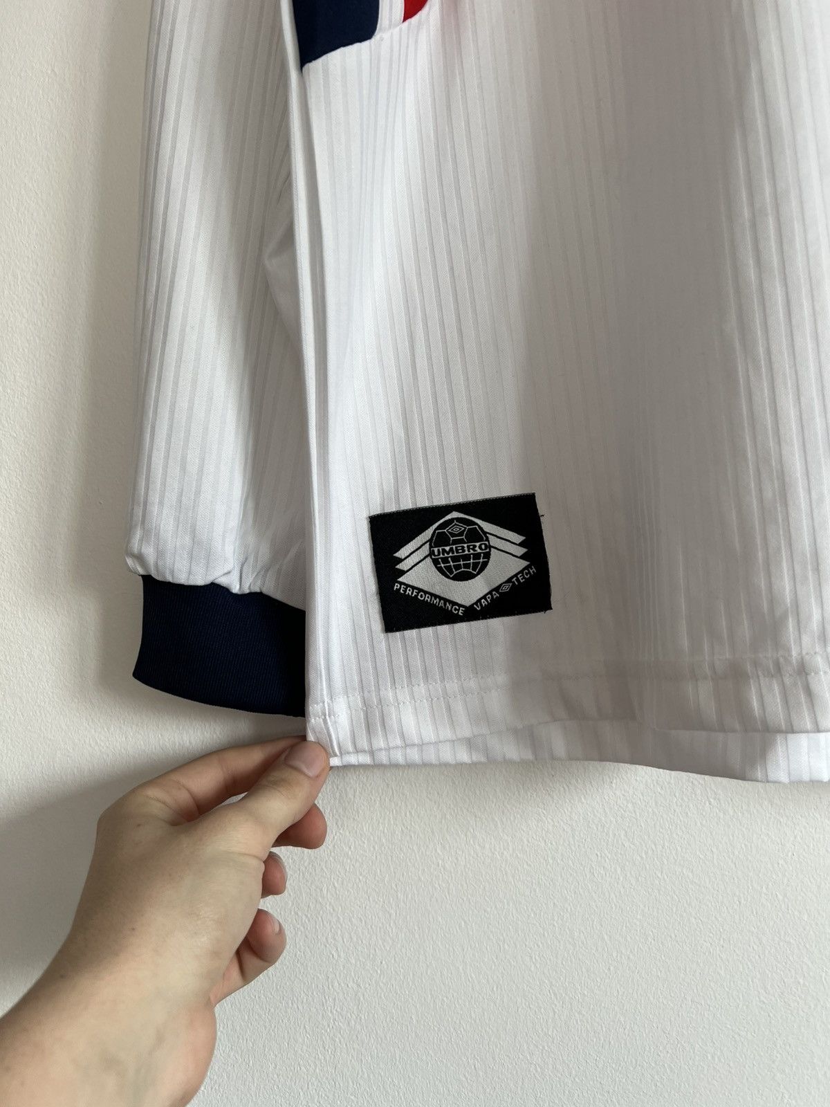 Umbro Vintage Umbro Long sleeve Soccer jersey 1997/98/99 Size US XL / EU 56 / 4 - 2 Thumbnail