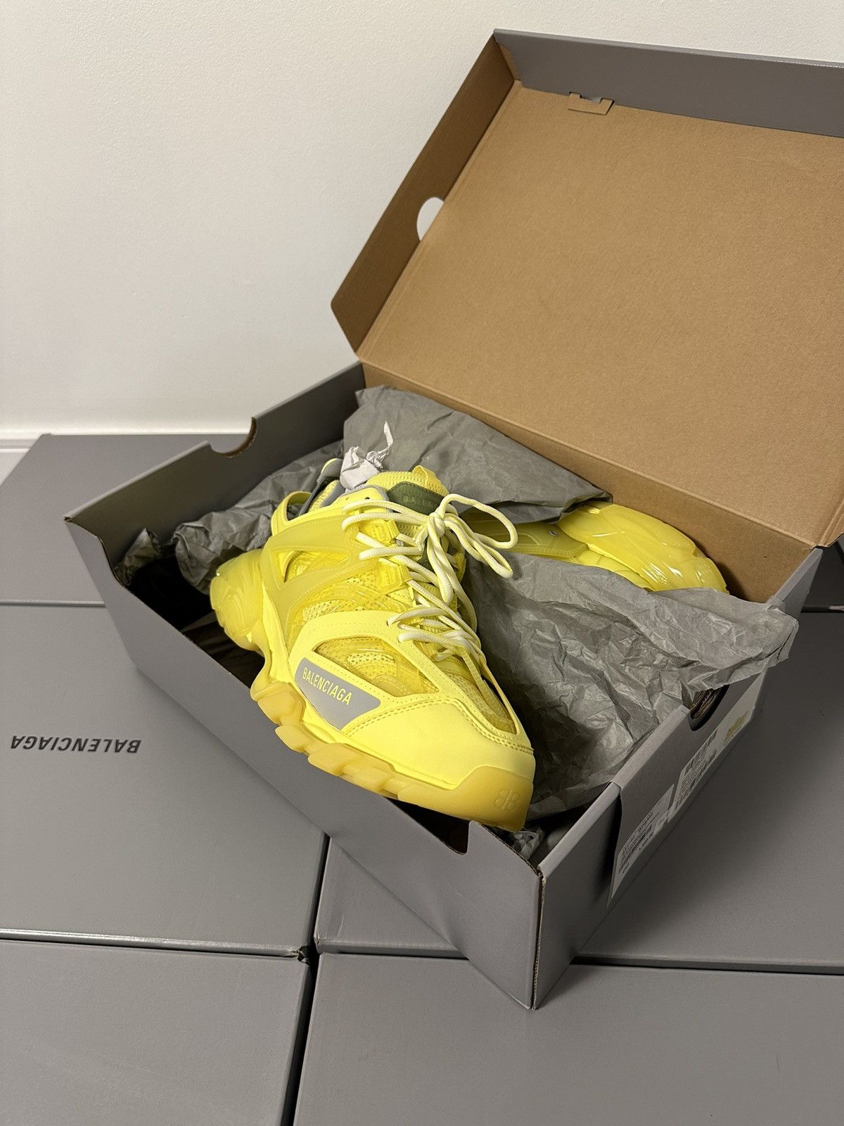 Balenciaga Balenciaga Truck Shoes Size US 11 / EU 44 - 2 Thumbnail