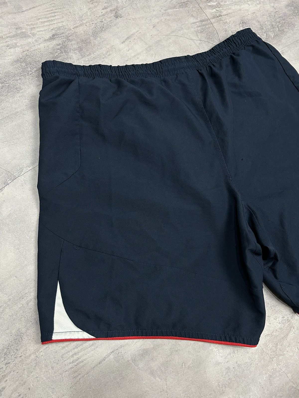 Umbro Umbro England 2007 Home Short Navy Blue Size US 34 / EU 50 - 6 Thumbnail