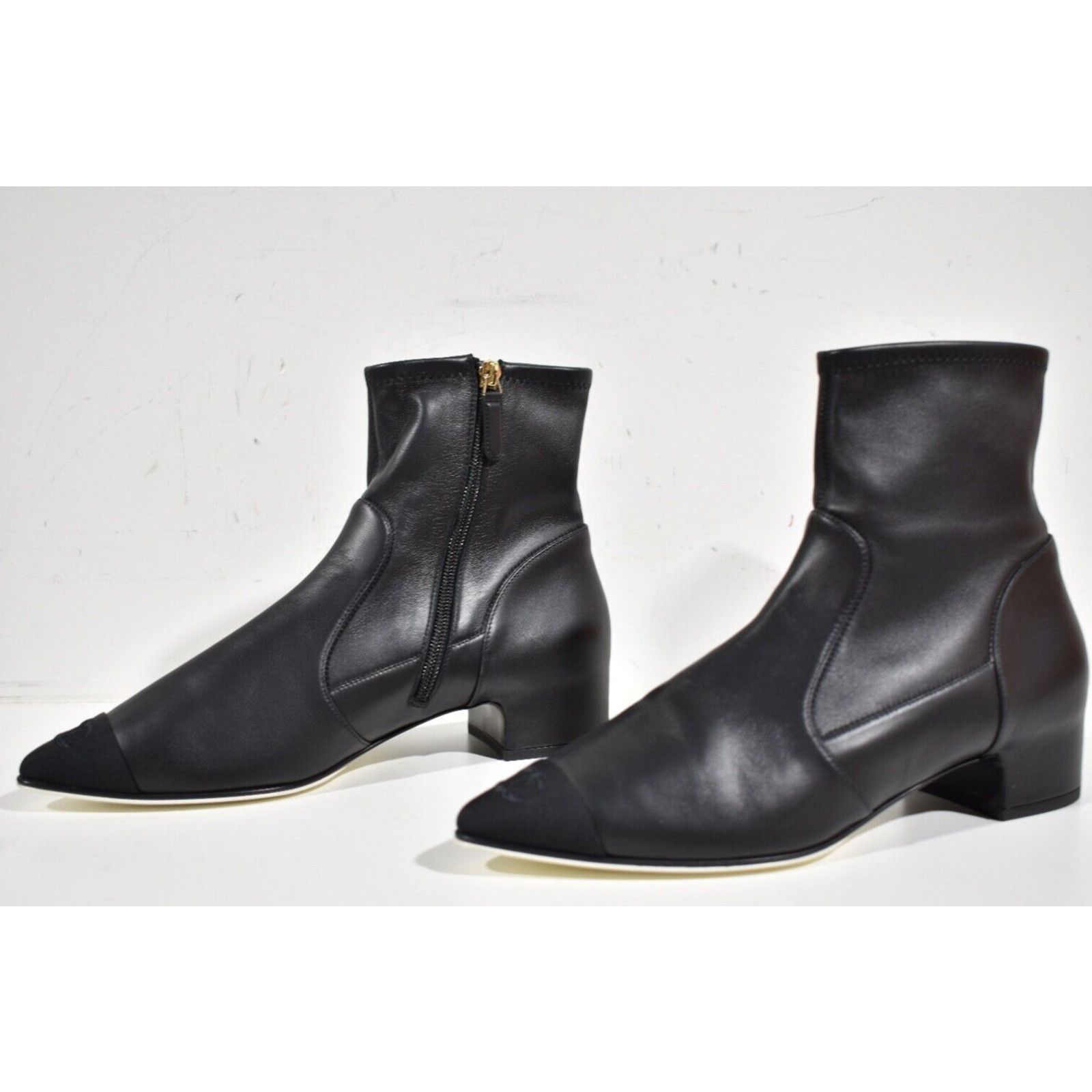 Chanel Chanel 21C Black Stretch Lambskin CC Pointed Toe Zipper Size US 10 / IT 40 - 8 Thumbnail