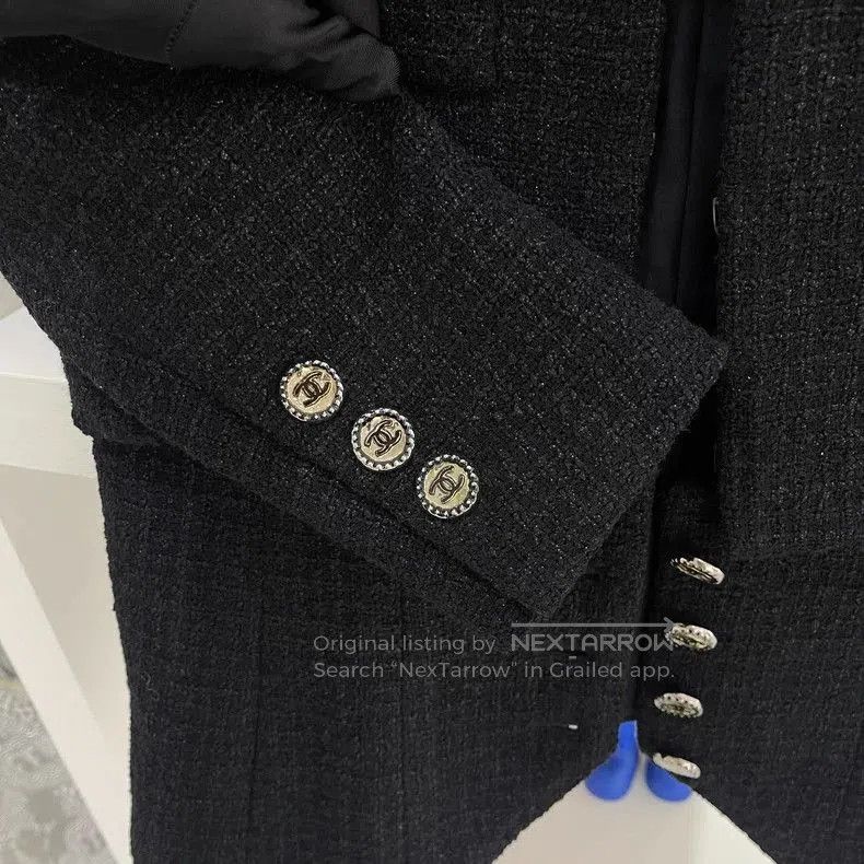 Chanel Chanel Black CC Round Neck Coat. Size US M / EU 48-50 / 2 - 9 Thumbnail