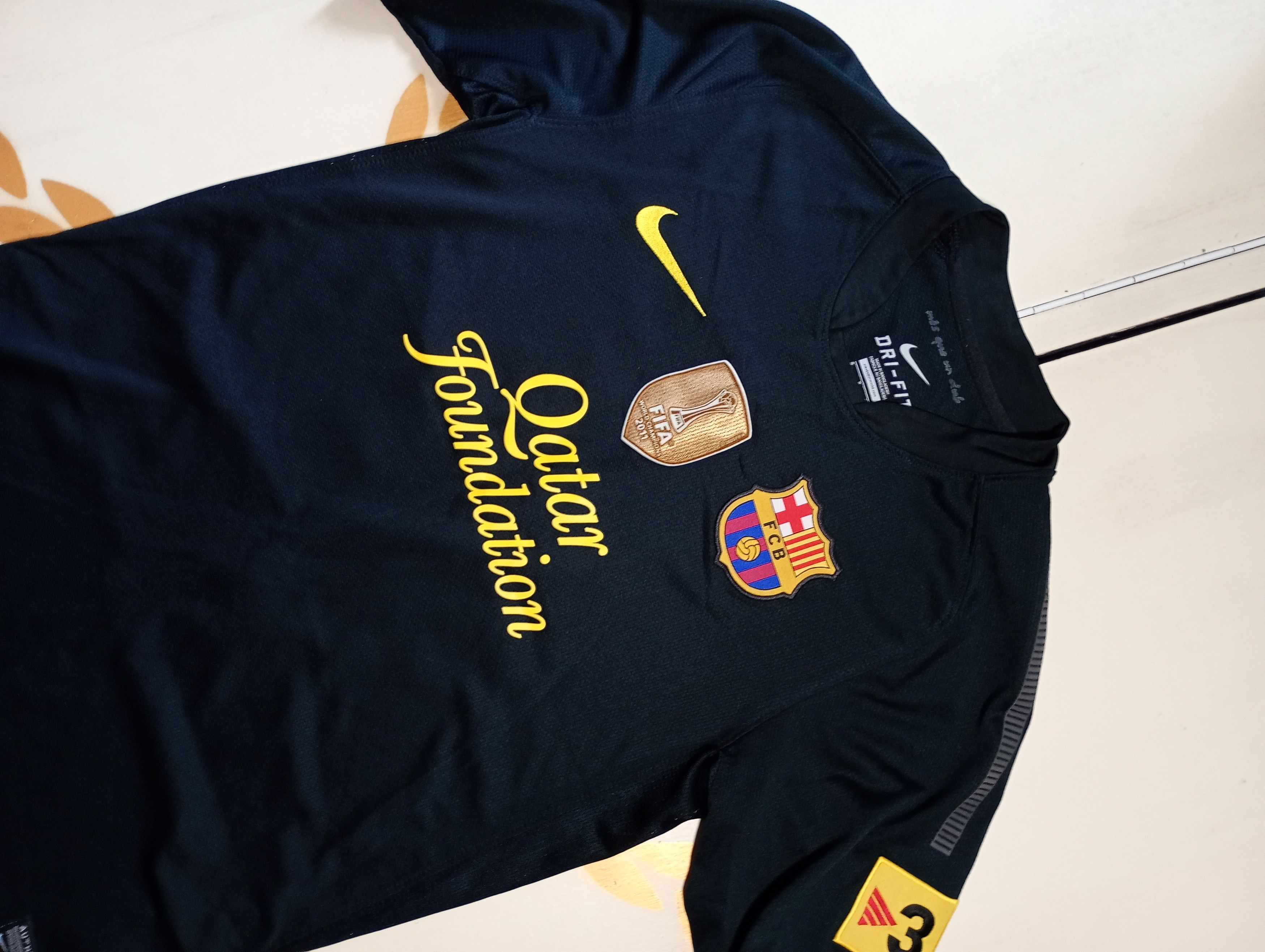 Nike Nike Barcelona FC Away Jersey 10 Messi 2011-2012 Size US S / EU 44-46 / 1 - 7 Thumbnail