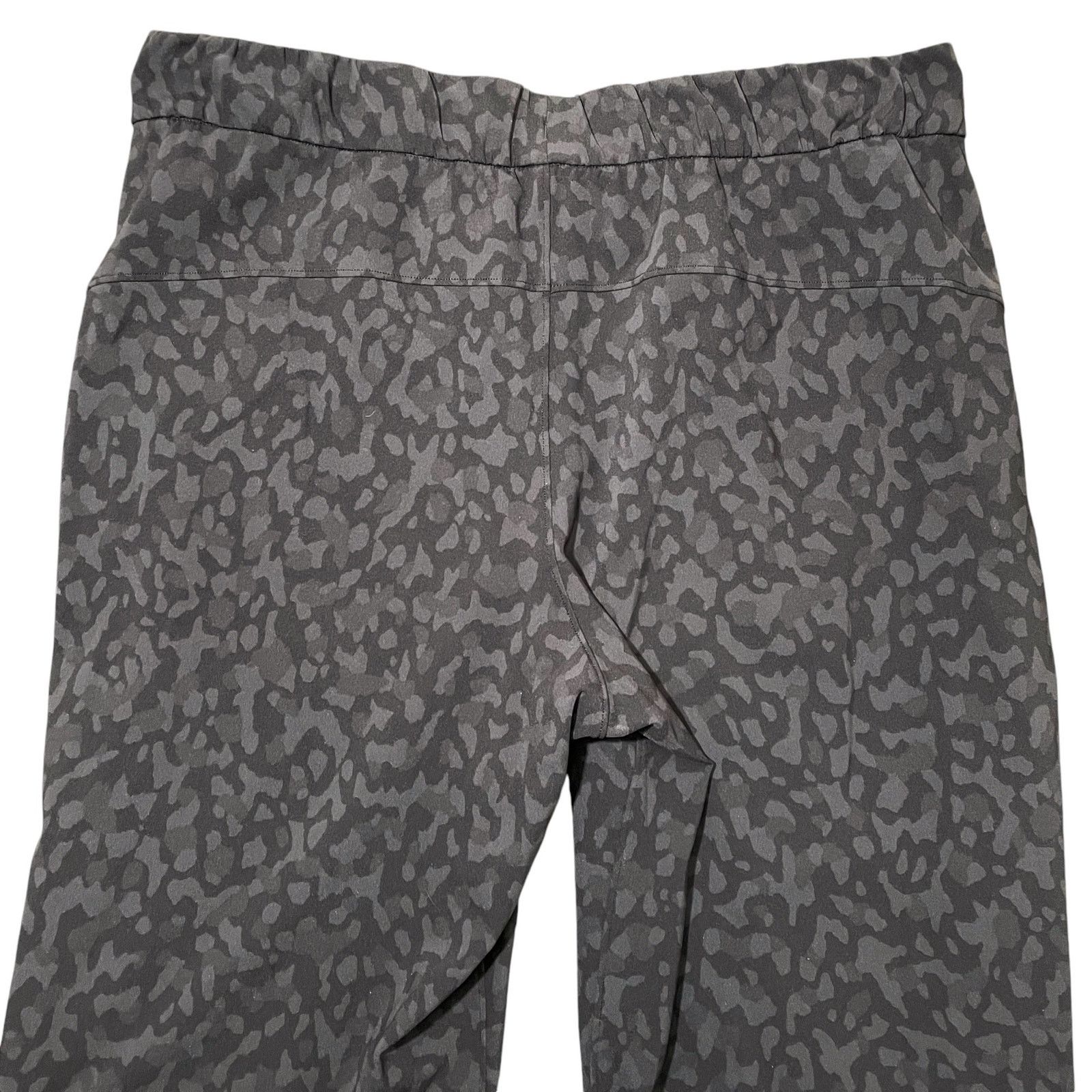 Lululemon Lululemon On the Fly 7/8 Pant Formation Camo Deep Coal Gray Size 32" / US 10 / IT 46 - 7 Thumbnail