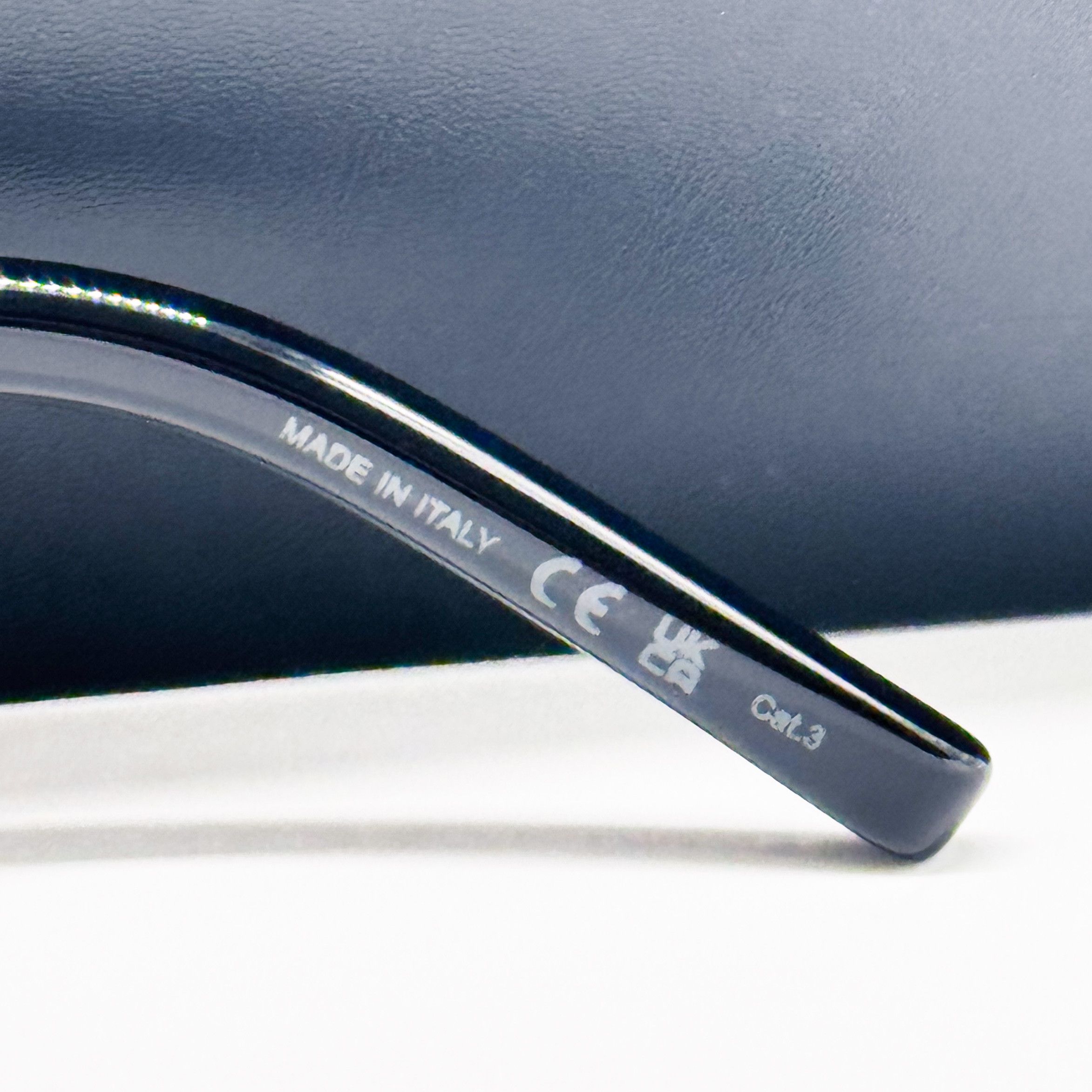 Yves Saint Laurent NEW SAINT LAURENT SL 569Y 001 BLACK WOMEN SUNGLASSES SL569Y Size ONE SIZE - 10 Thumbnail