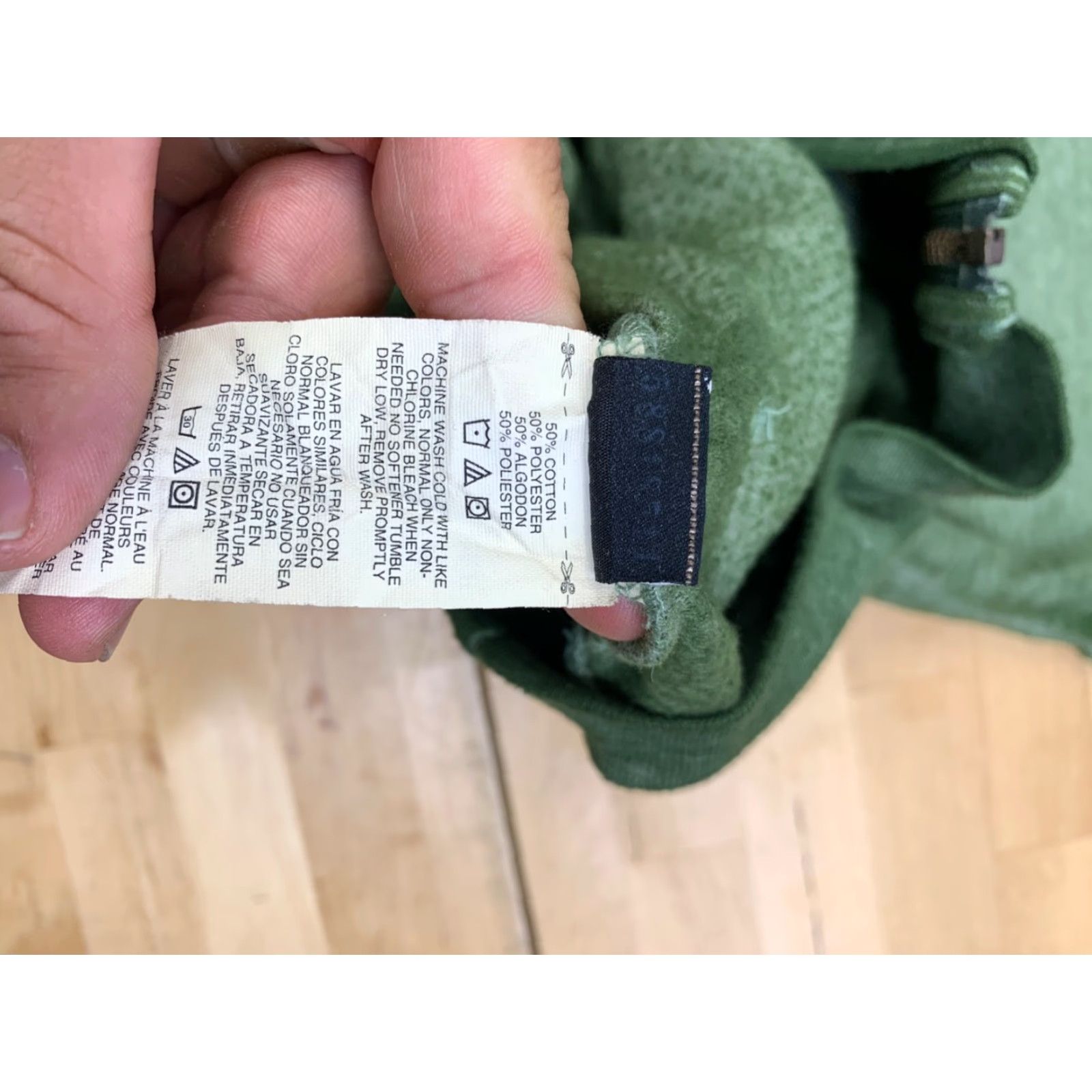 Oakley Oakley Mens Jacket Full Zip Hooded Green Regular M Streetwear Style Lightweight Casual Winter Fall Spring Logo Shirt? Size US M / EU 48-50 / 2 - 3 Thumbnail