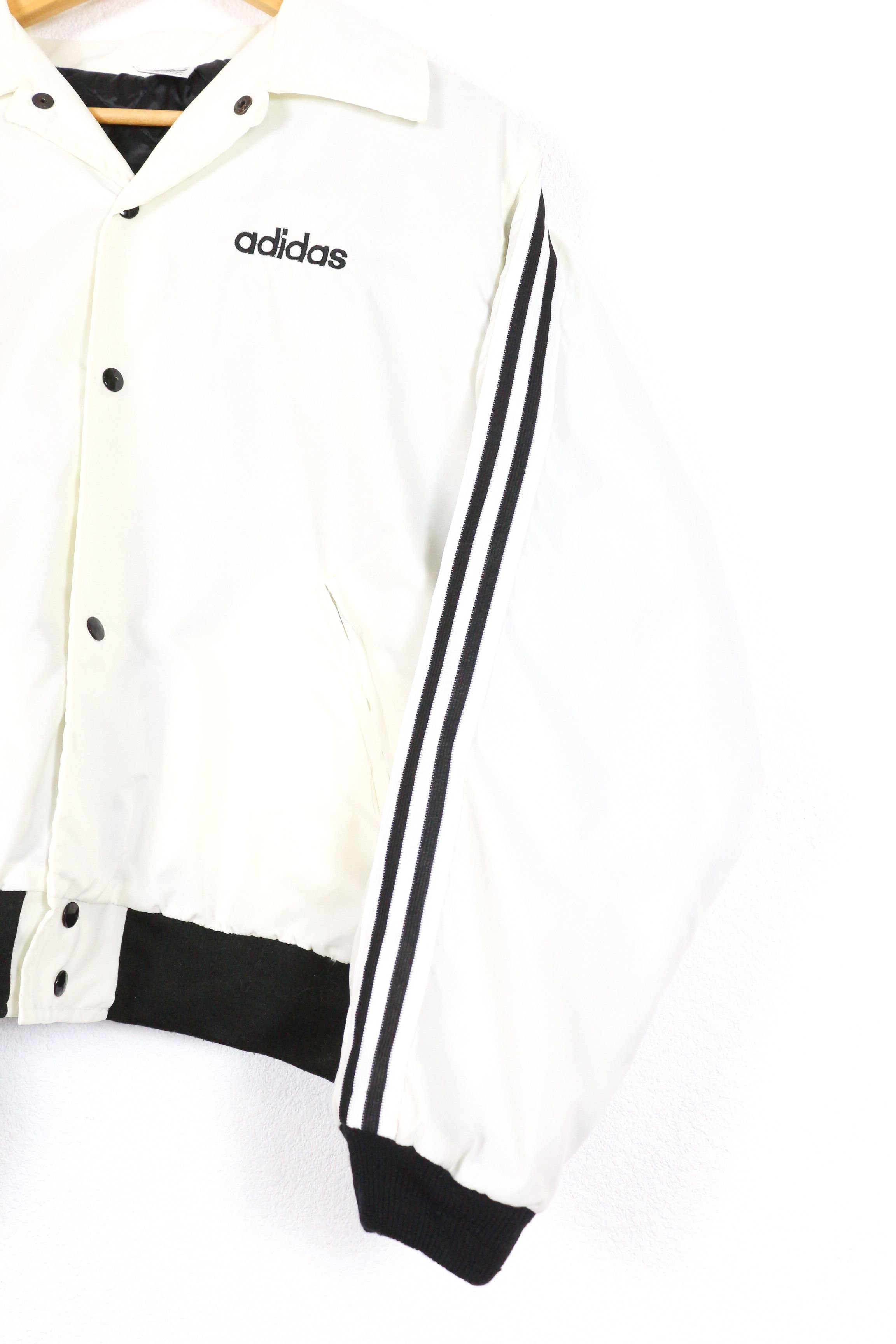 Adidas Vintage Adidas Logo Varsity Nylon Bomber Jacket USA Made Size US S / EU 44-46 / 1 - 2 Thumbnail
