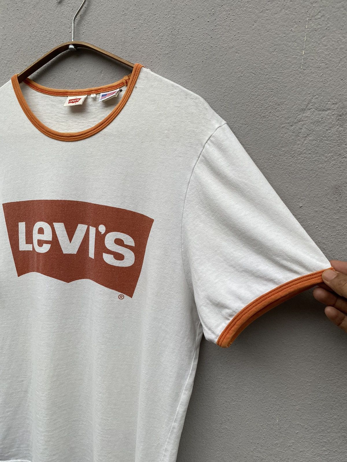 LVC × Levi's × Levi's Vintage Clothing 70’s Reproduction LVC Levi’s Vintage Clothing Batwing Ringer Size US S / EU 44-46 / 1 - 3 Thumbnail