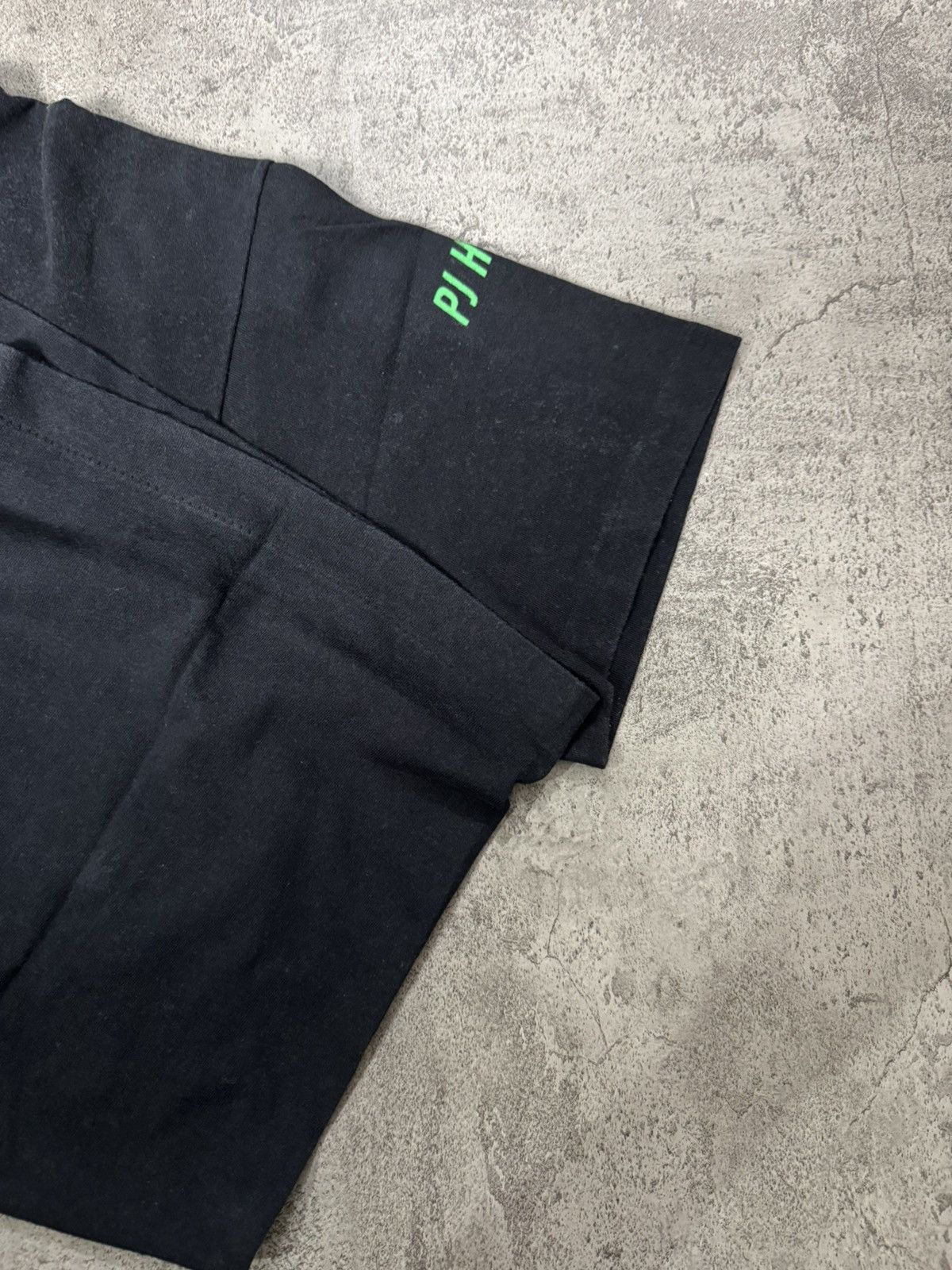 Band Tees VINTAGE 1995 PJ HARVEY BRING YOU MY LOVE ALBUM 🔥SUPER RARE🔥 Size US M / EU 48-50 / 2 - 5 Thumbnail