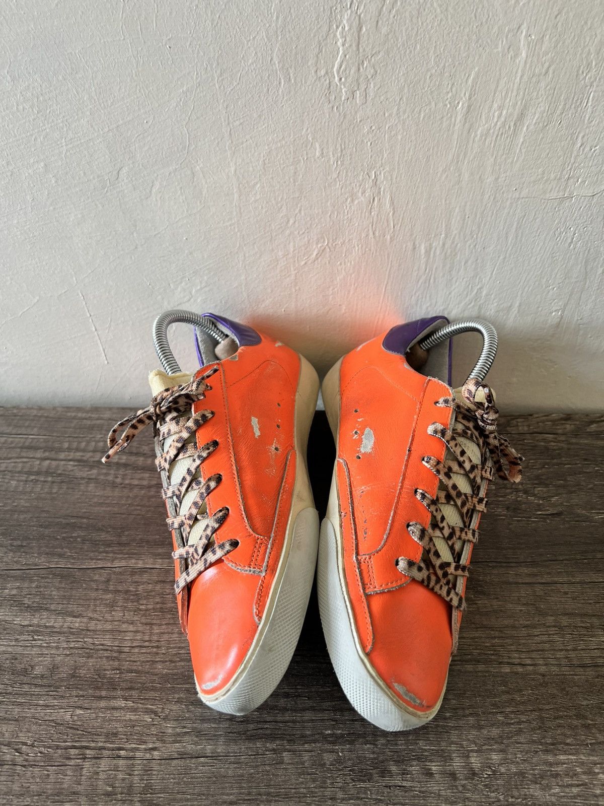 Golden Goose RARE NEON ORANGE GOLDEN GOOSE SUPER STAR SNEAKERS Size US 6.5 / EU 39-40 - 6 Thumbnail