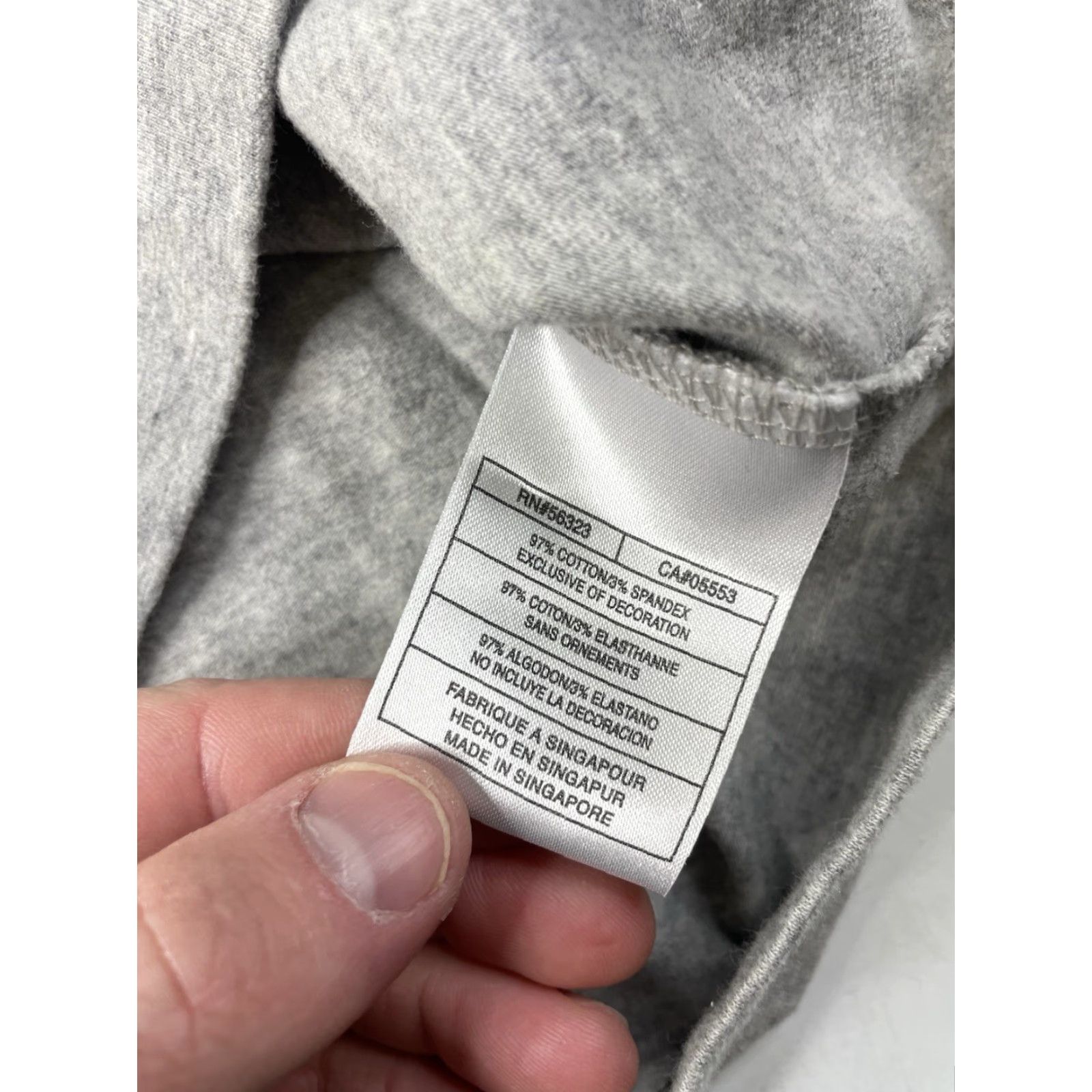 Nike VINTAGE Nike Mock Neck T-Shirt Mens Small S Gray Heather Long Sleeve Logo 2000s Sports Nike Shirts Mens Size US S / EU 44-46 / 1 - 6 Thumbnail