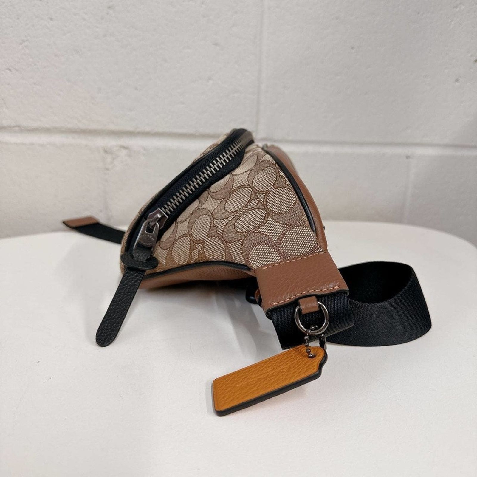 Coach Coach C5386 Waist belt pocket Signature Khaki Butterscotch Size ONE SIZE - 3 Thumbnail