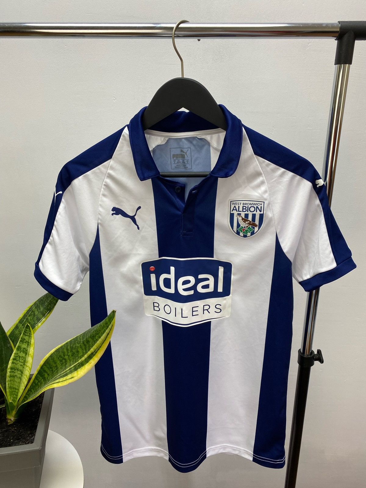 Puma West Bromwich Albion 2018 2019 Puma home soccer jersey Size US S / EU 44-46 / 1 - 5 Thumbnail