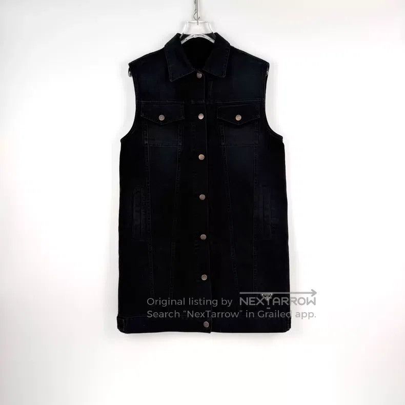 Prada Prada Black washed triangle sleeveless denim jacket Size XS / US 0-2 / IT 36-38 - 3 Thumbnail