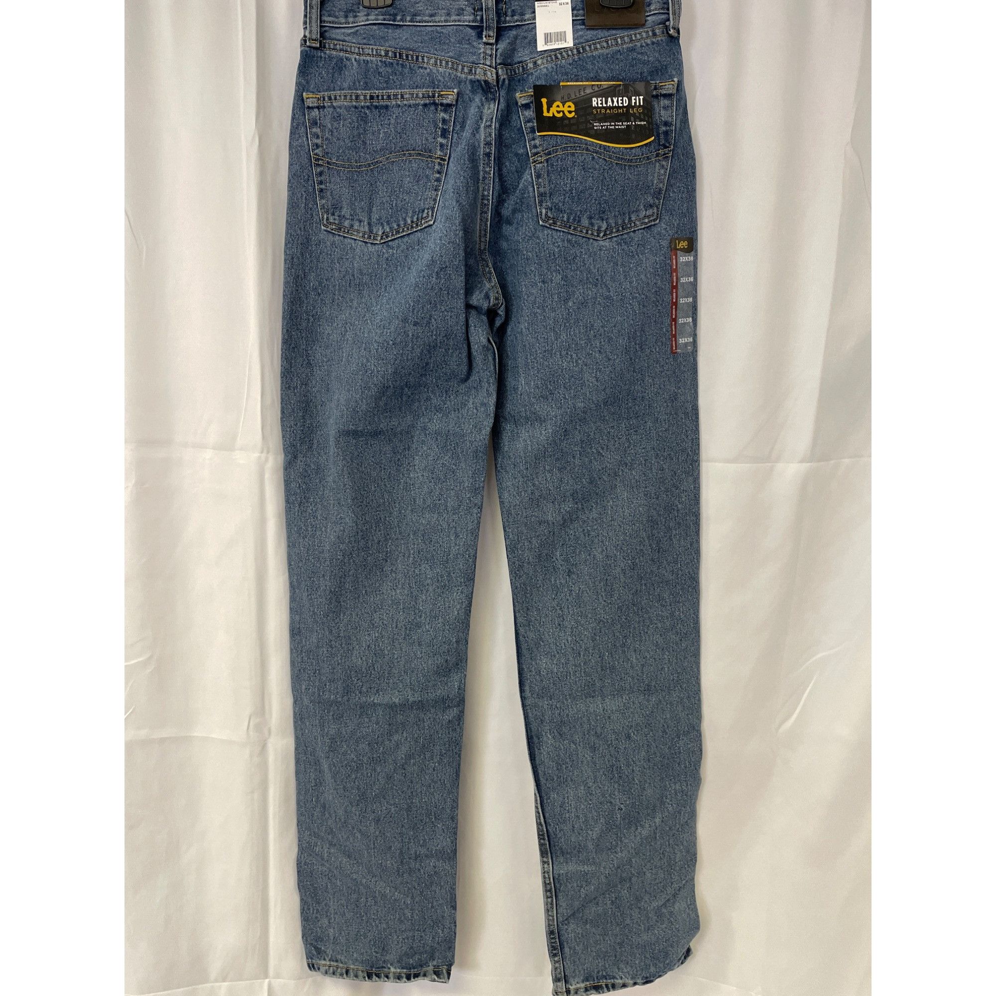 Lee Lee Men's Blue Jeans Relaxed Fit Straight Size 32W x 36L SKU Size US 32 / EU 48 - 2 Thumbnail